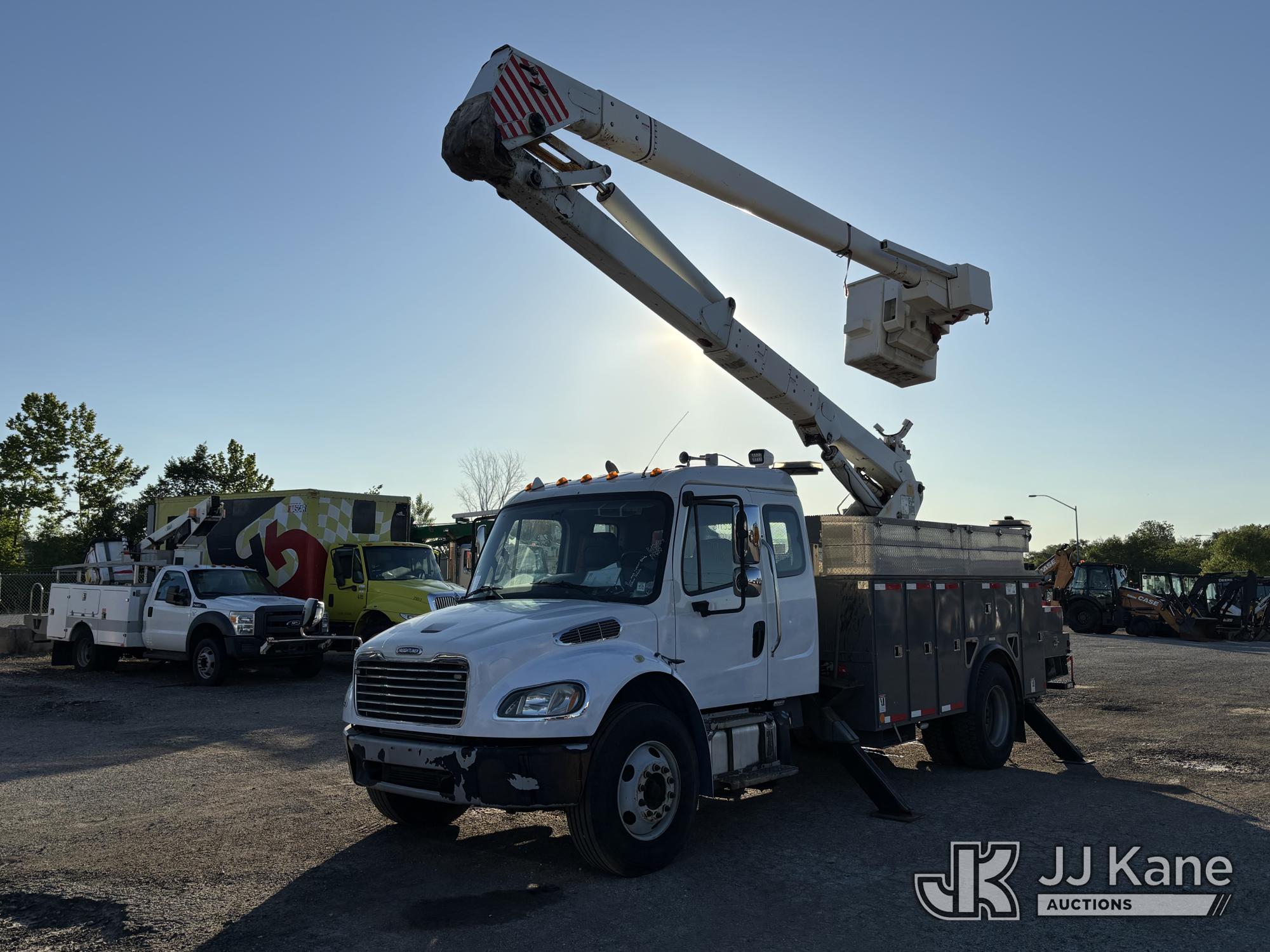 Photo of a 2013 Freightliner M2 106