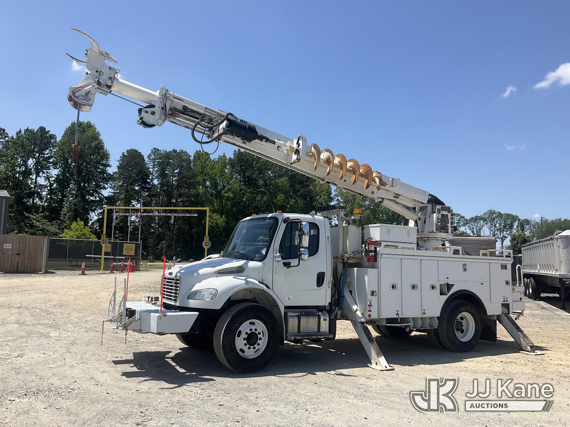 2016 Freightliner M2 106