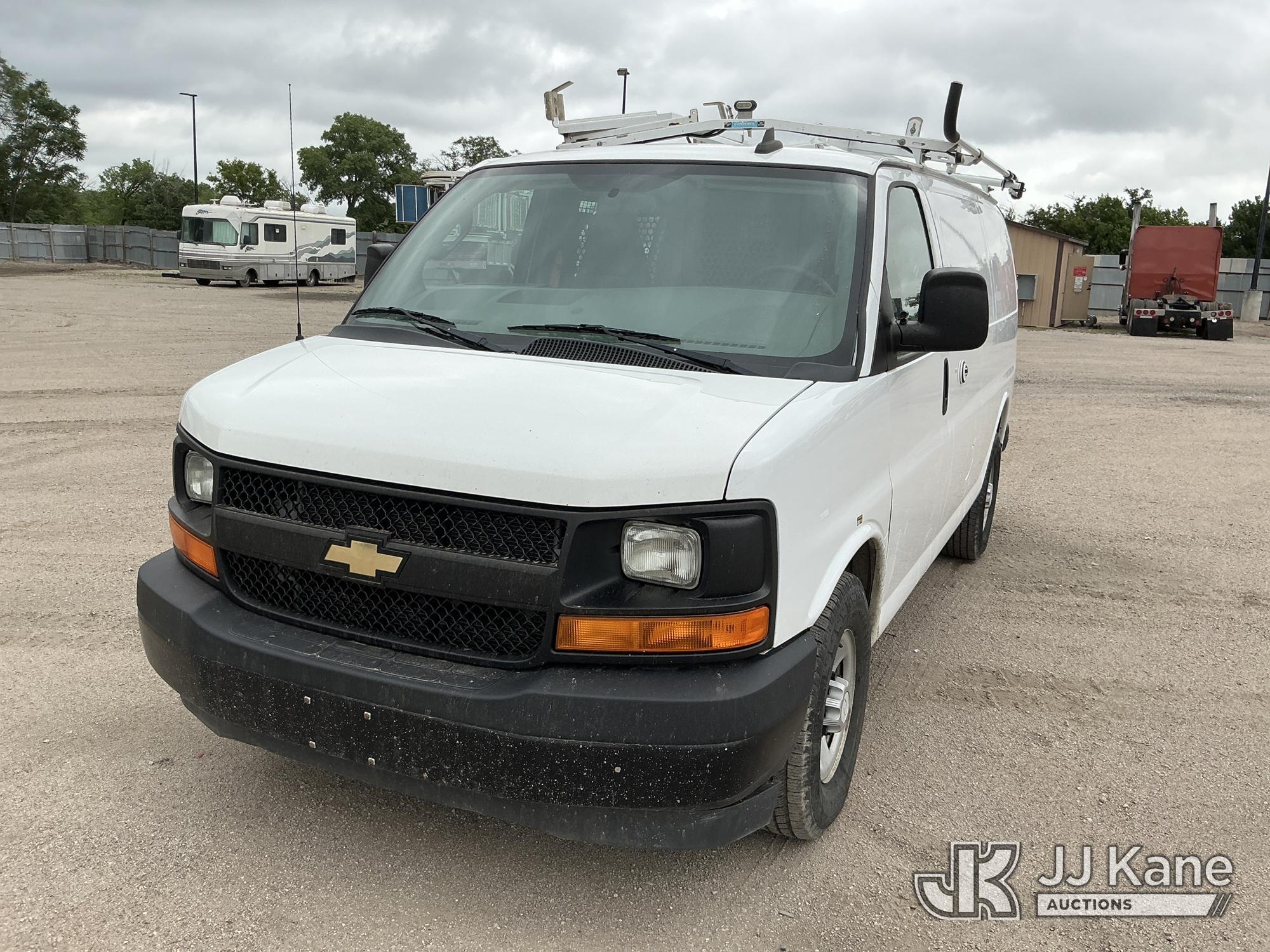 Photo of a 2017 Chevrolet Express G2500