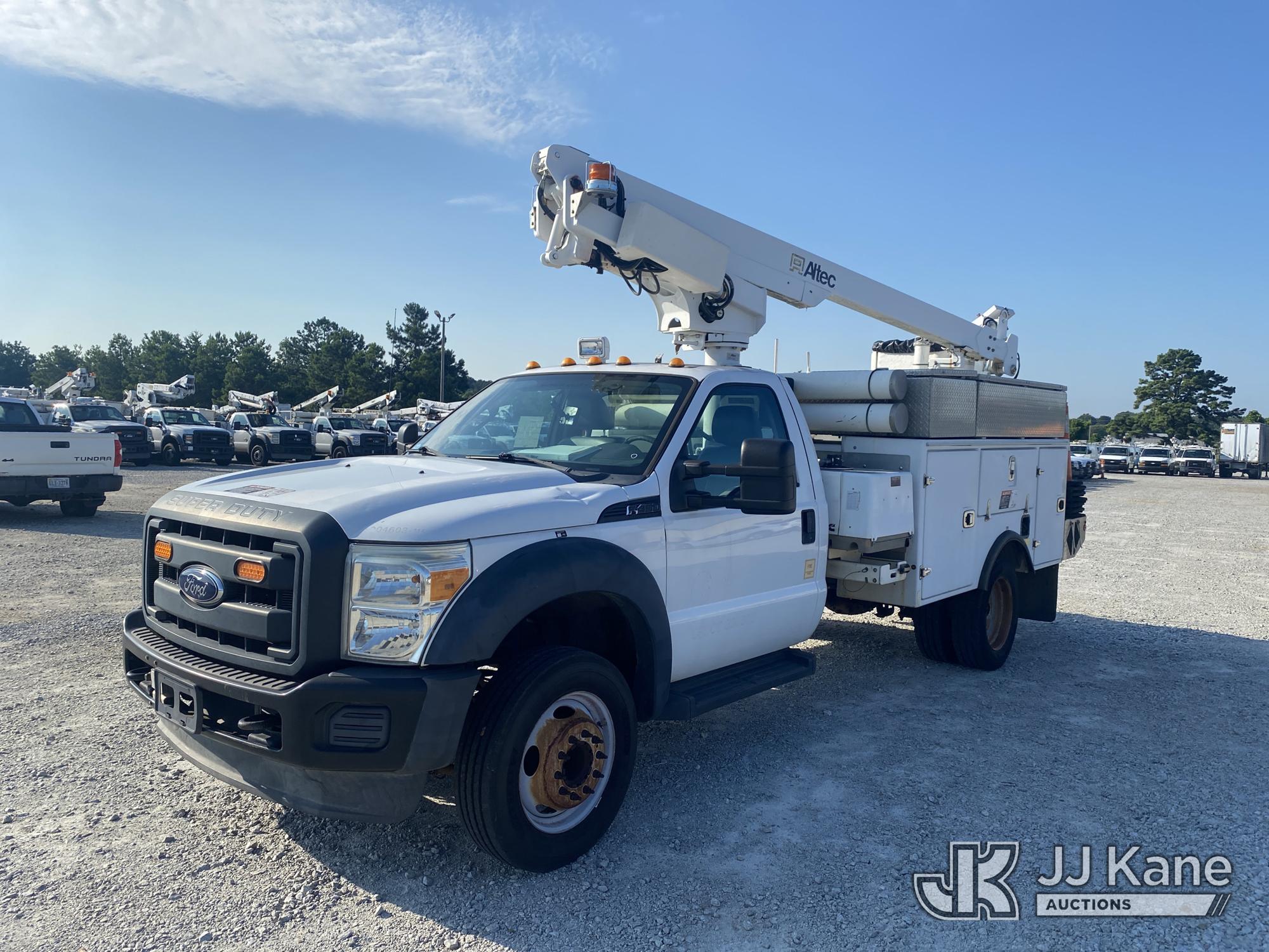 Photo of a 2015 Ford F-450 SD