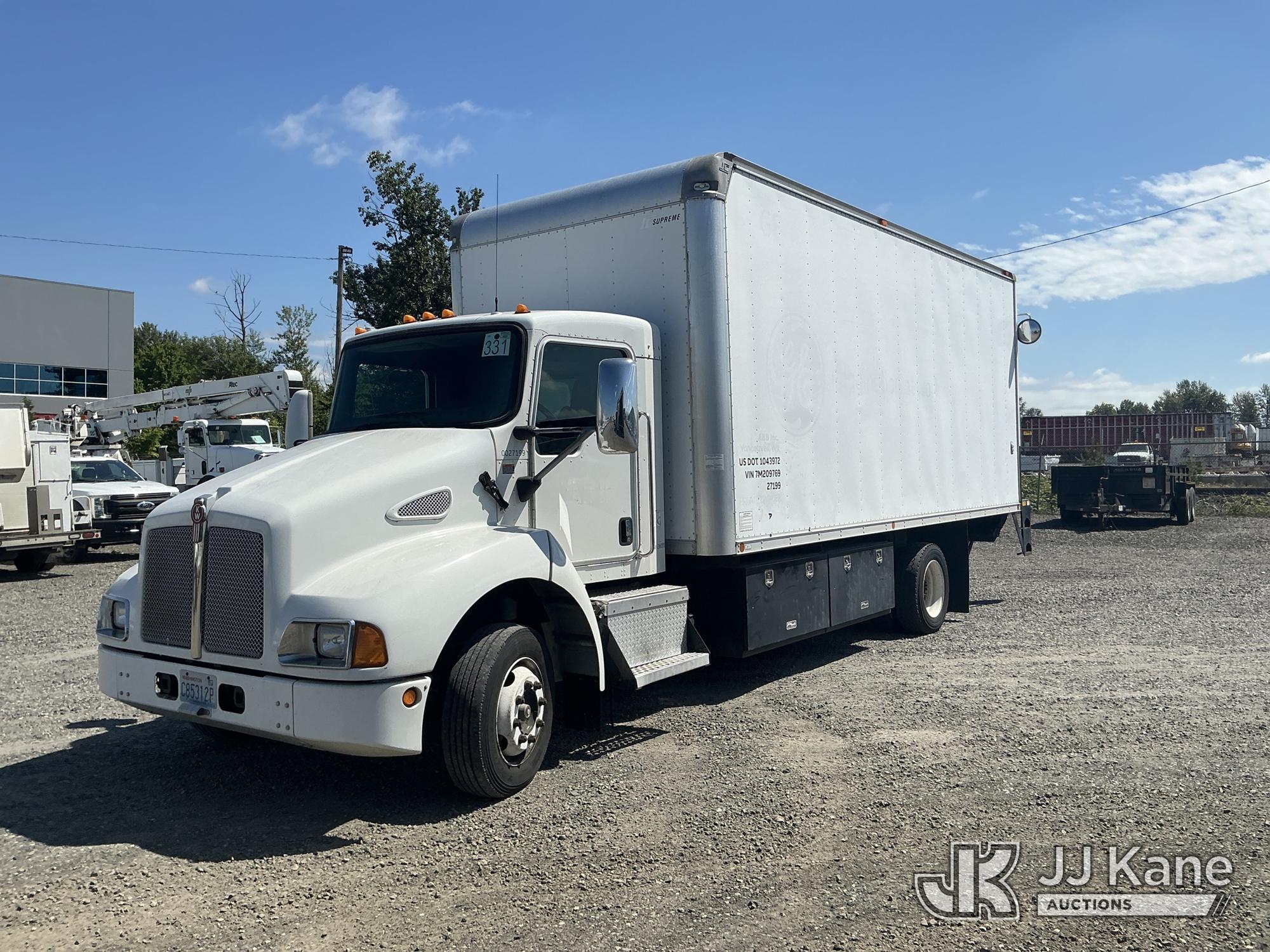 Photo of a 2007 Kenworth T300