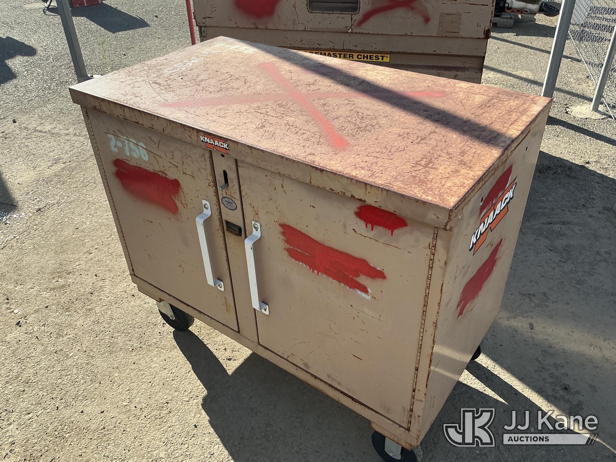 Tool Box (Used) NOTE: This unit is being sold AS IS/WHERE IS via Timed Auction and is located in Dixon