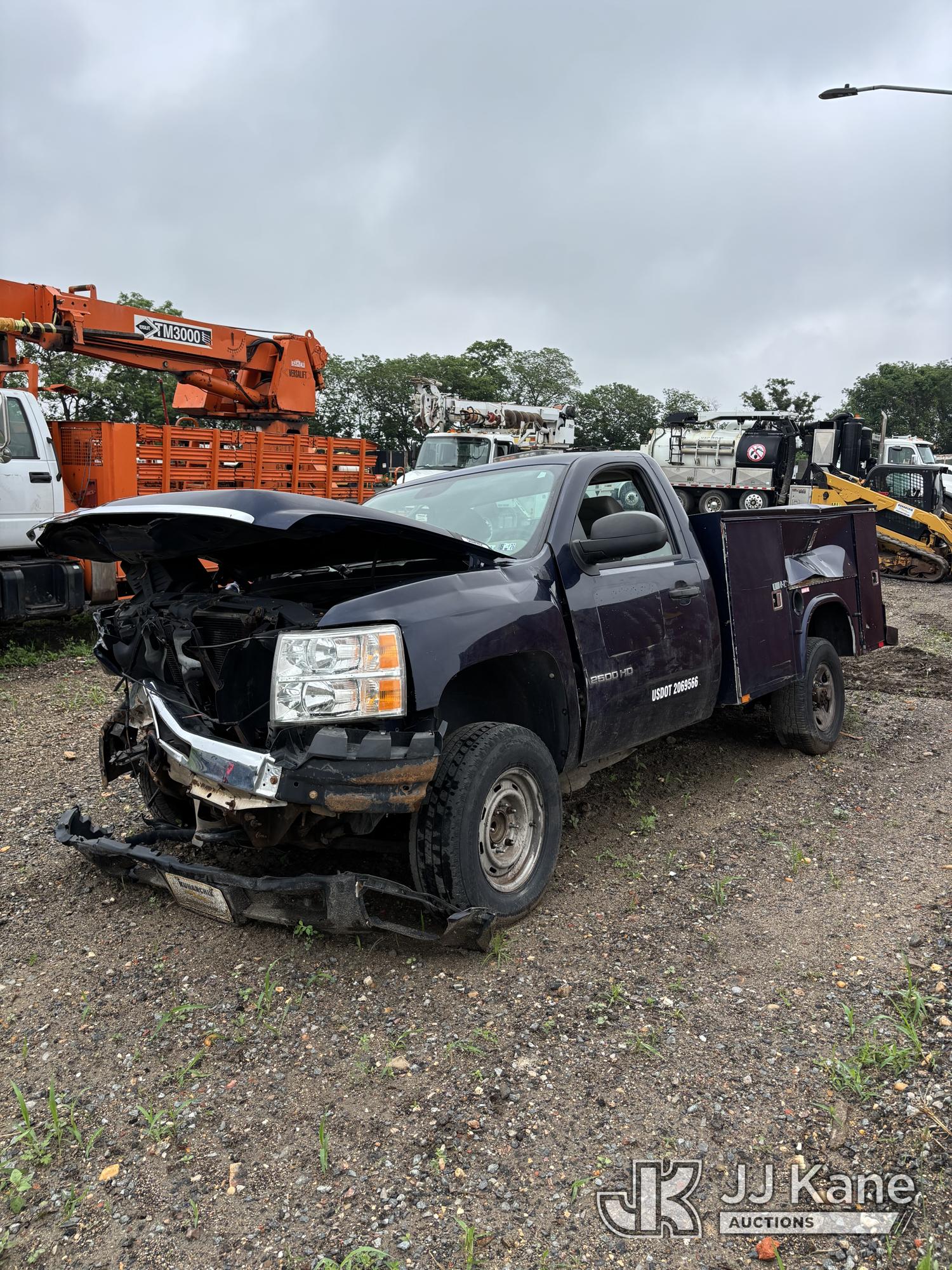 2009 Chevrolet Silverado 2500HD Service Truck