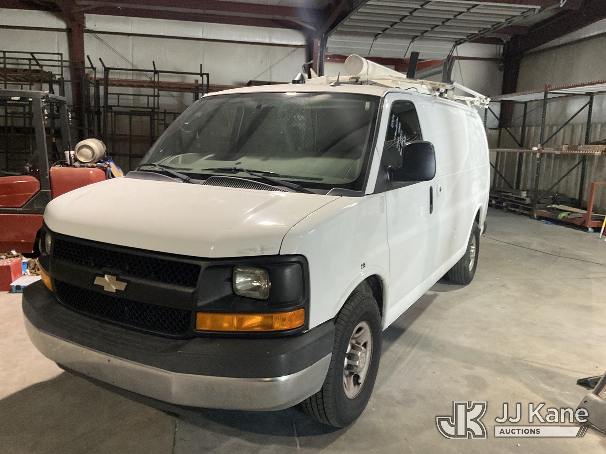 Photo of a 2014 Chevrolet Express G2500