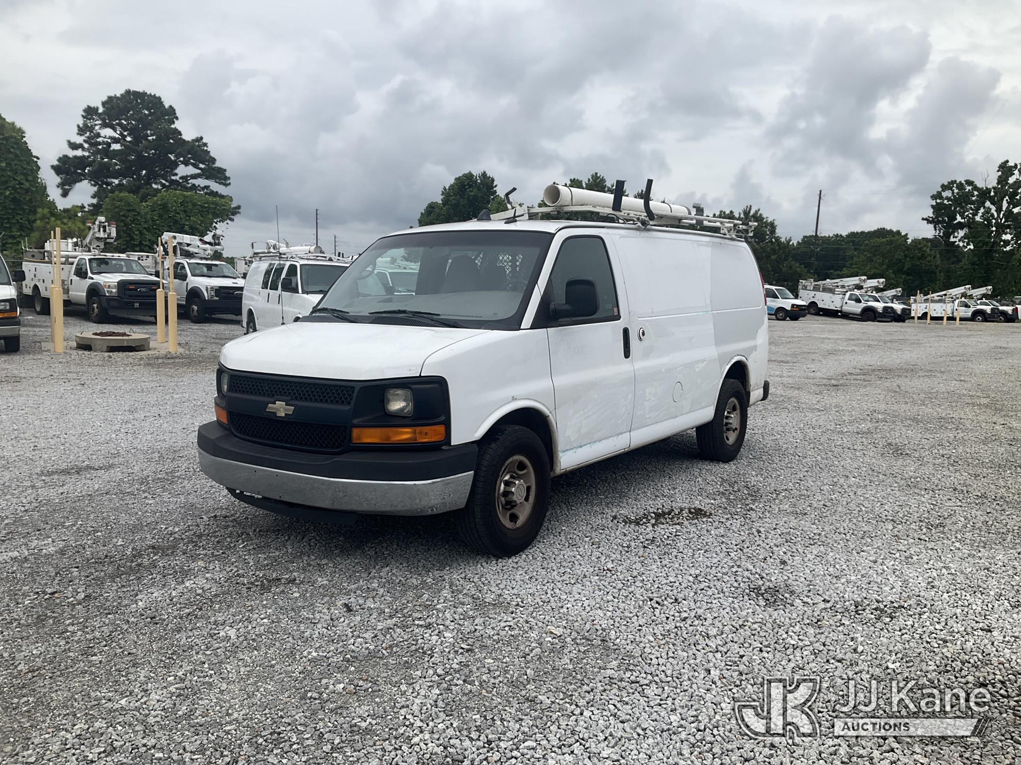 Photo of a 2014 Chevrolet Express G2500