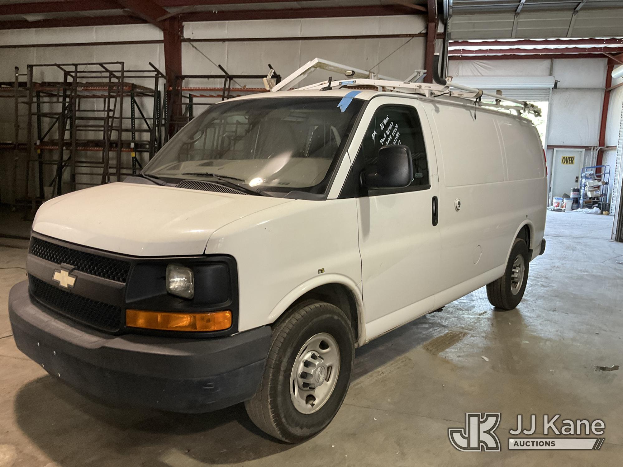 Photo of a 2015 Chevrolet Express G2500