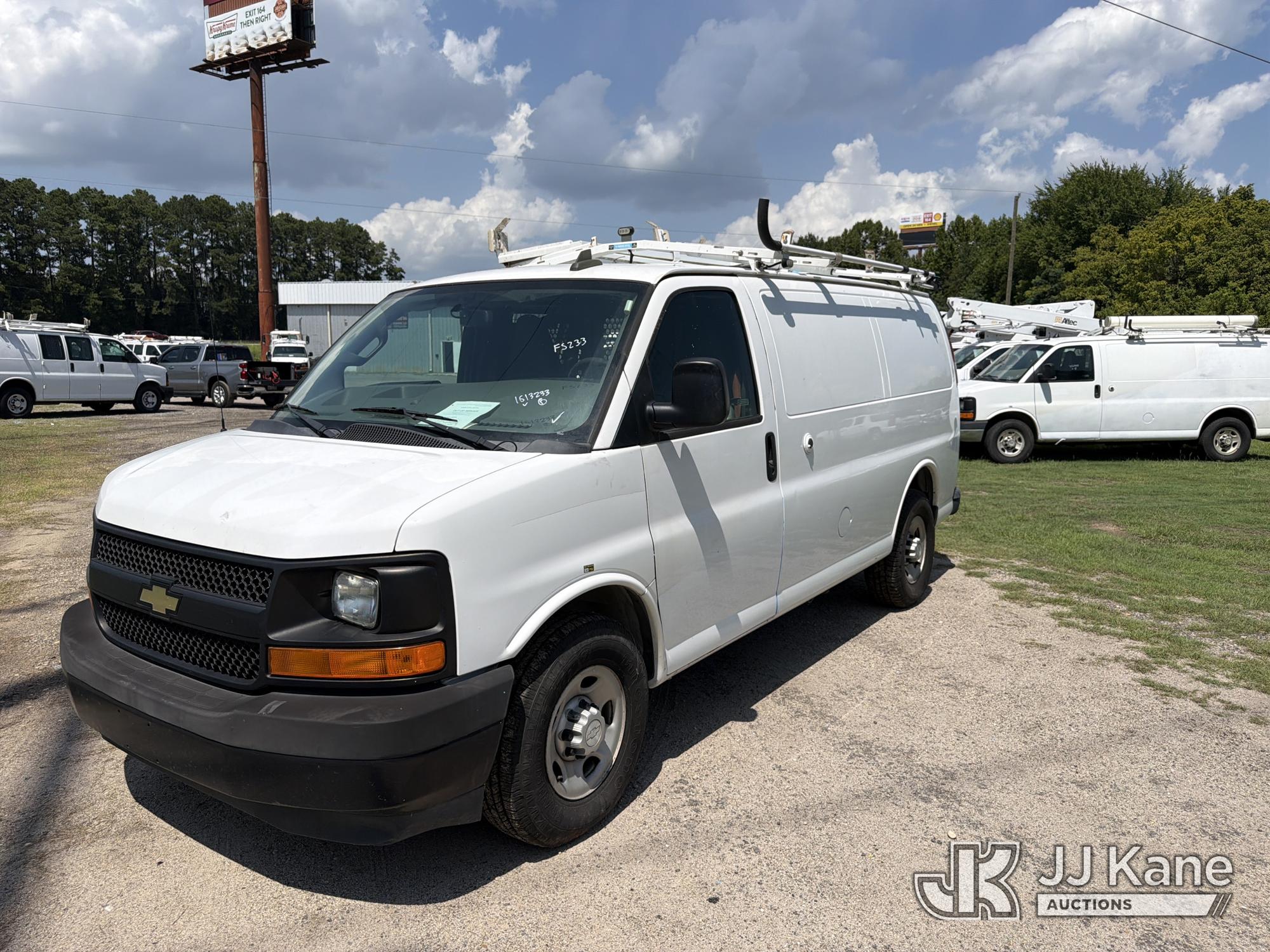 2017 Chevrolet Express G2500 Cargo Van