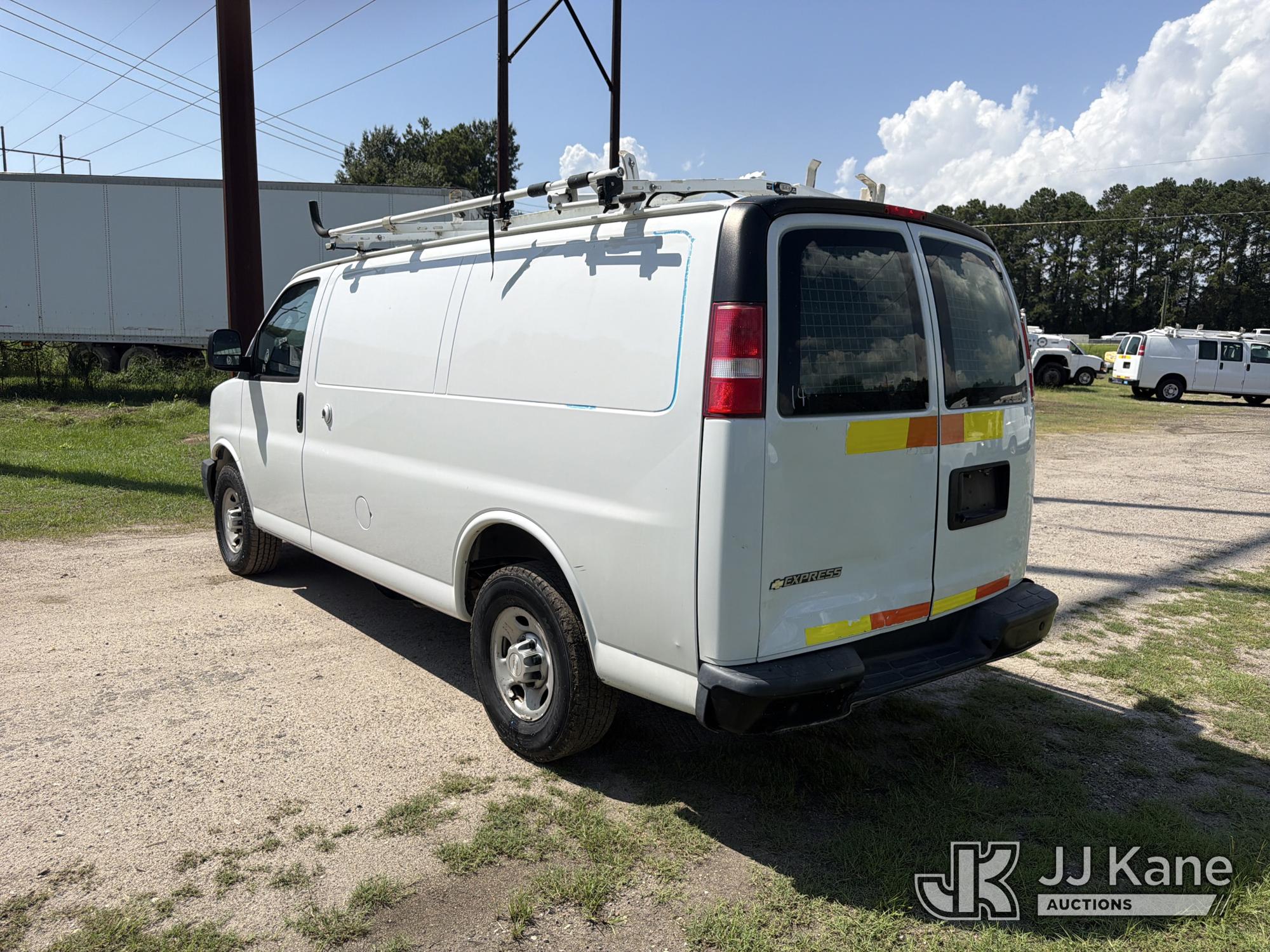 2017 Chevrolet Express G2500