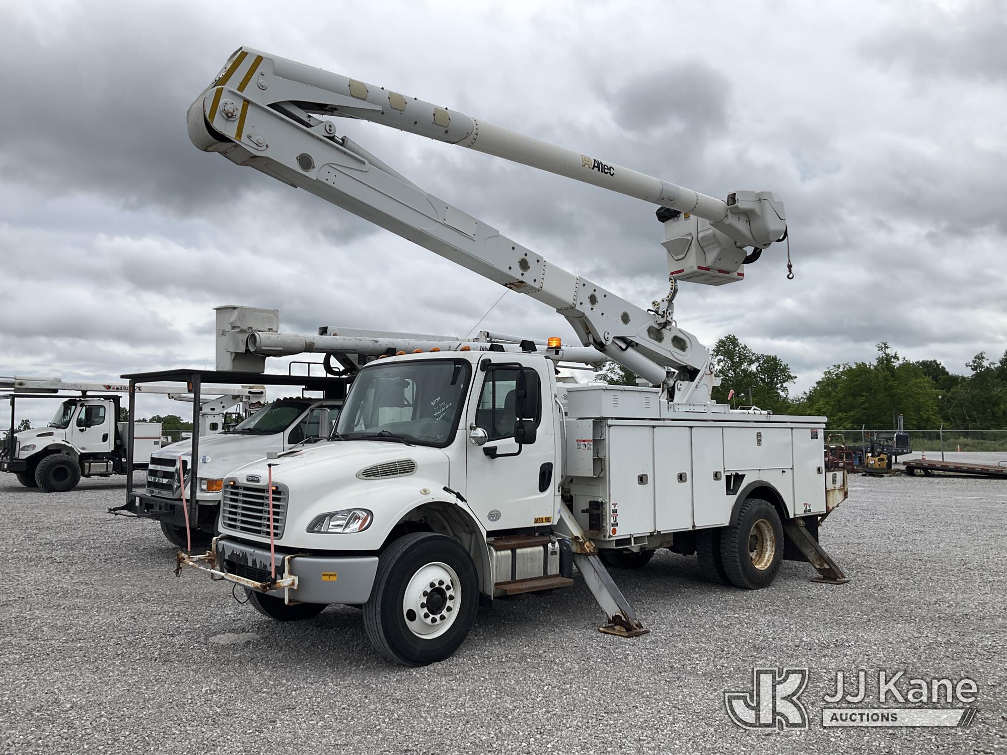 Photo of a 2014 Freightliner M2 106