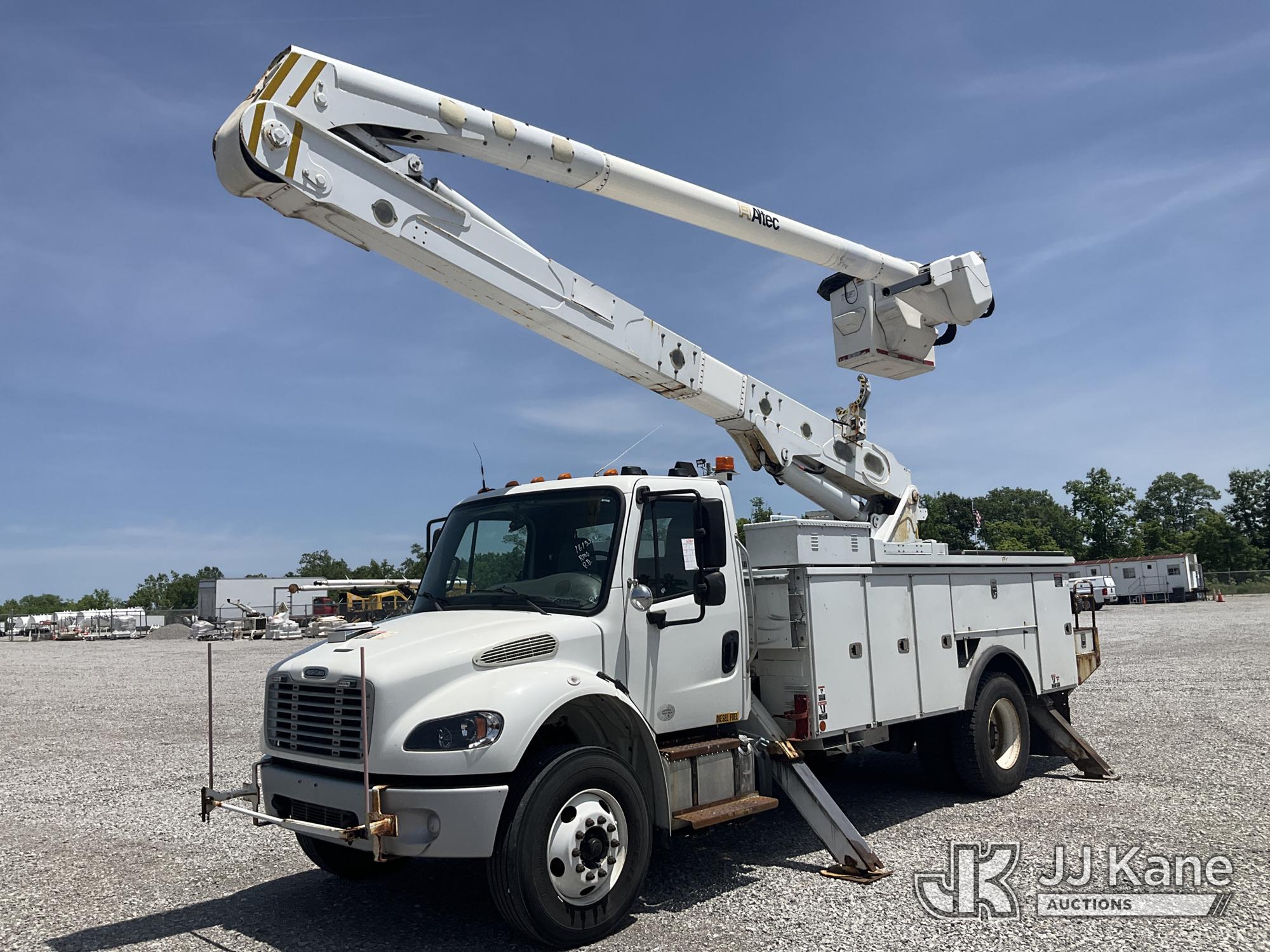 Photo of a 2014 Freightliner M2 106