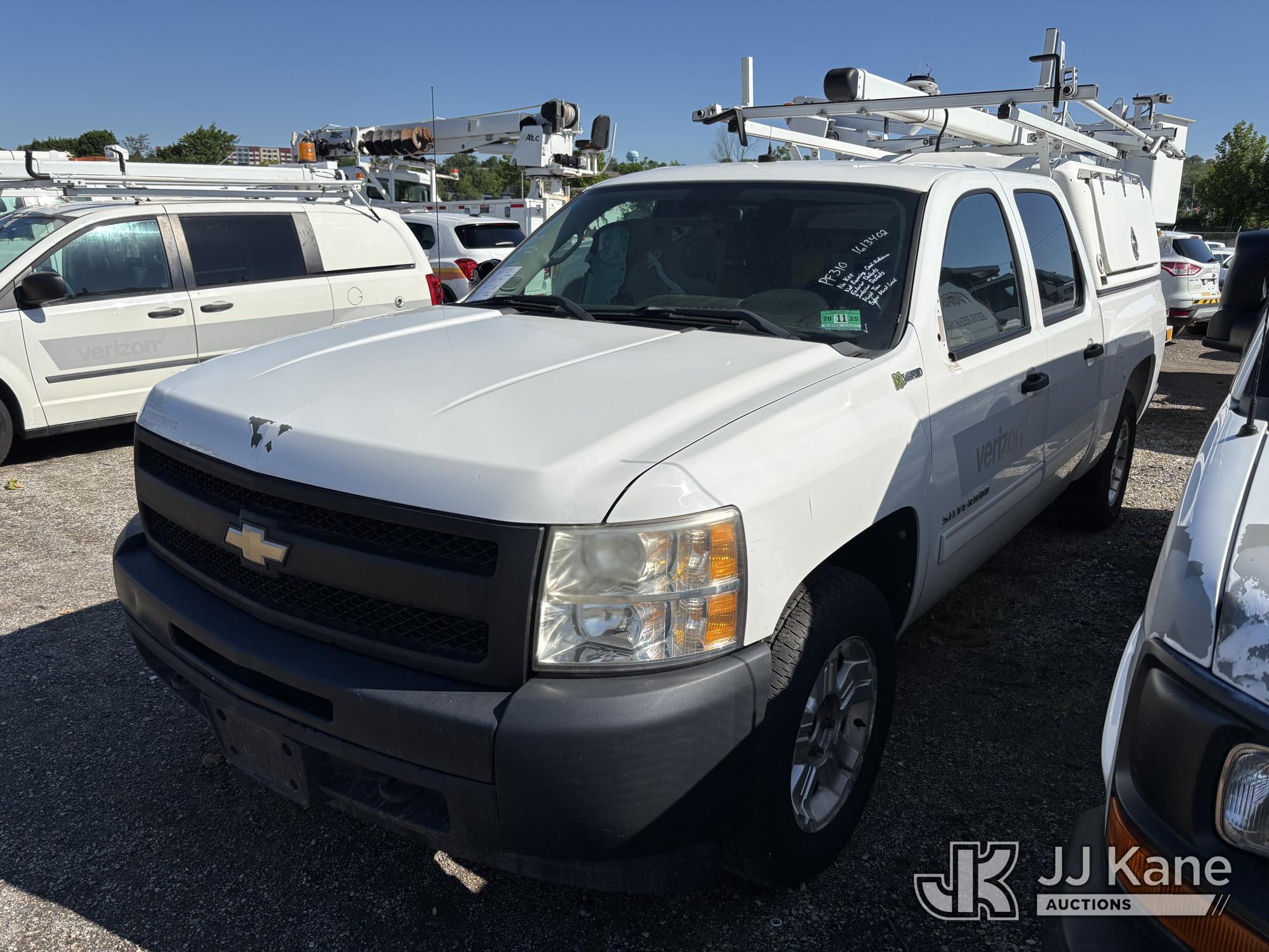 Photo of a 2010 Chevrolet Silverado Hybrid