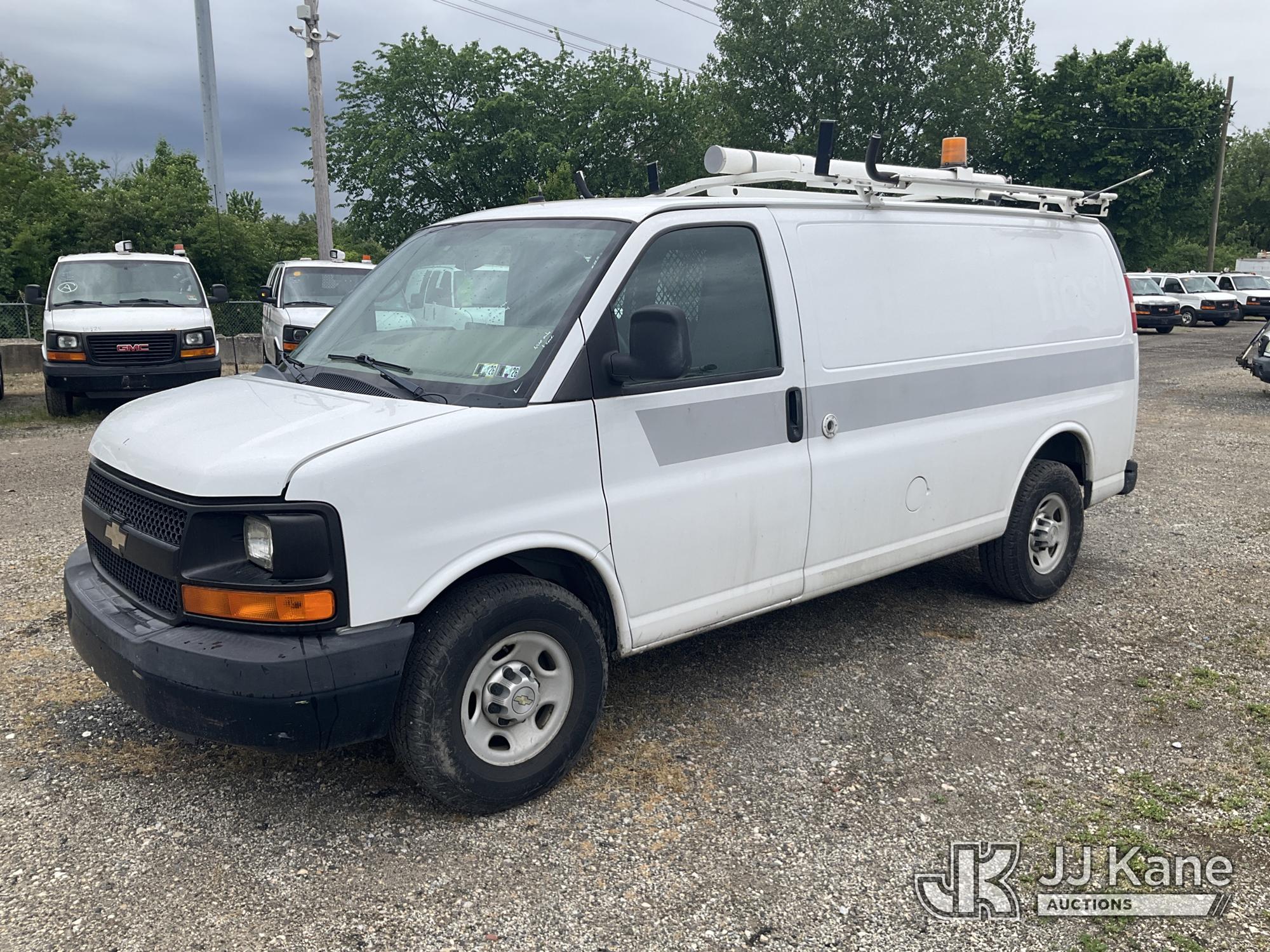 Photo of a 2011 Chevrolet Express G2500