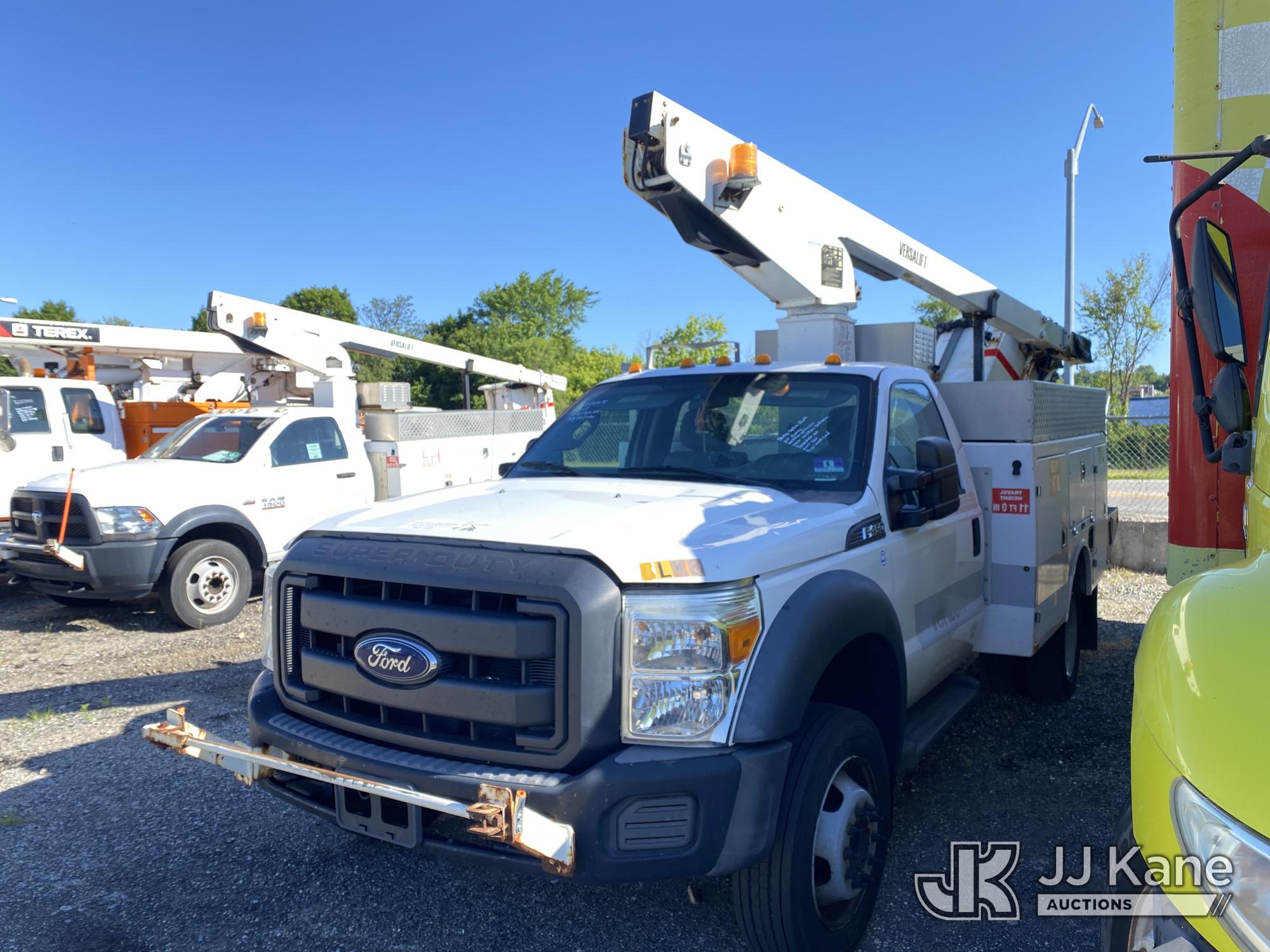 Photo of a 2013 Ford F450 2WD
