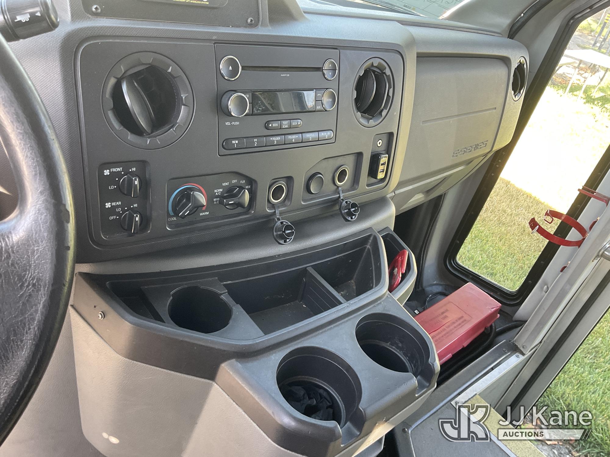 2013 Ford ECONOLINE