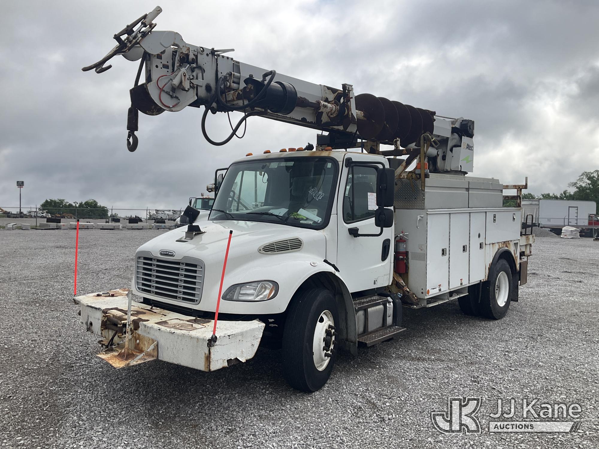 Photo of a 2013 Freightliner M2 106