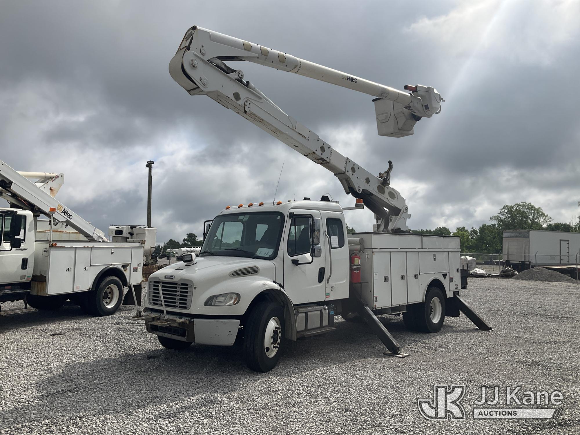 Photo of a 2013 Freightliner M2 106