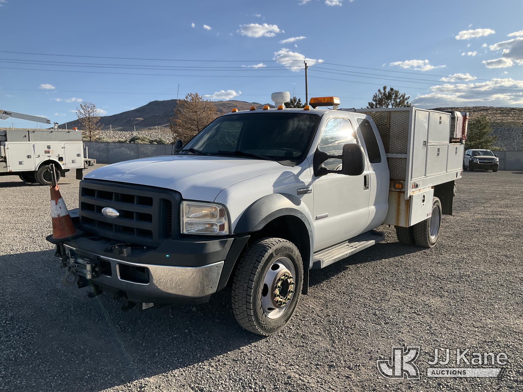 Photo of a 2007 Ford F450 4x4