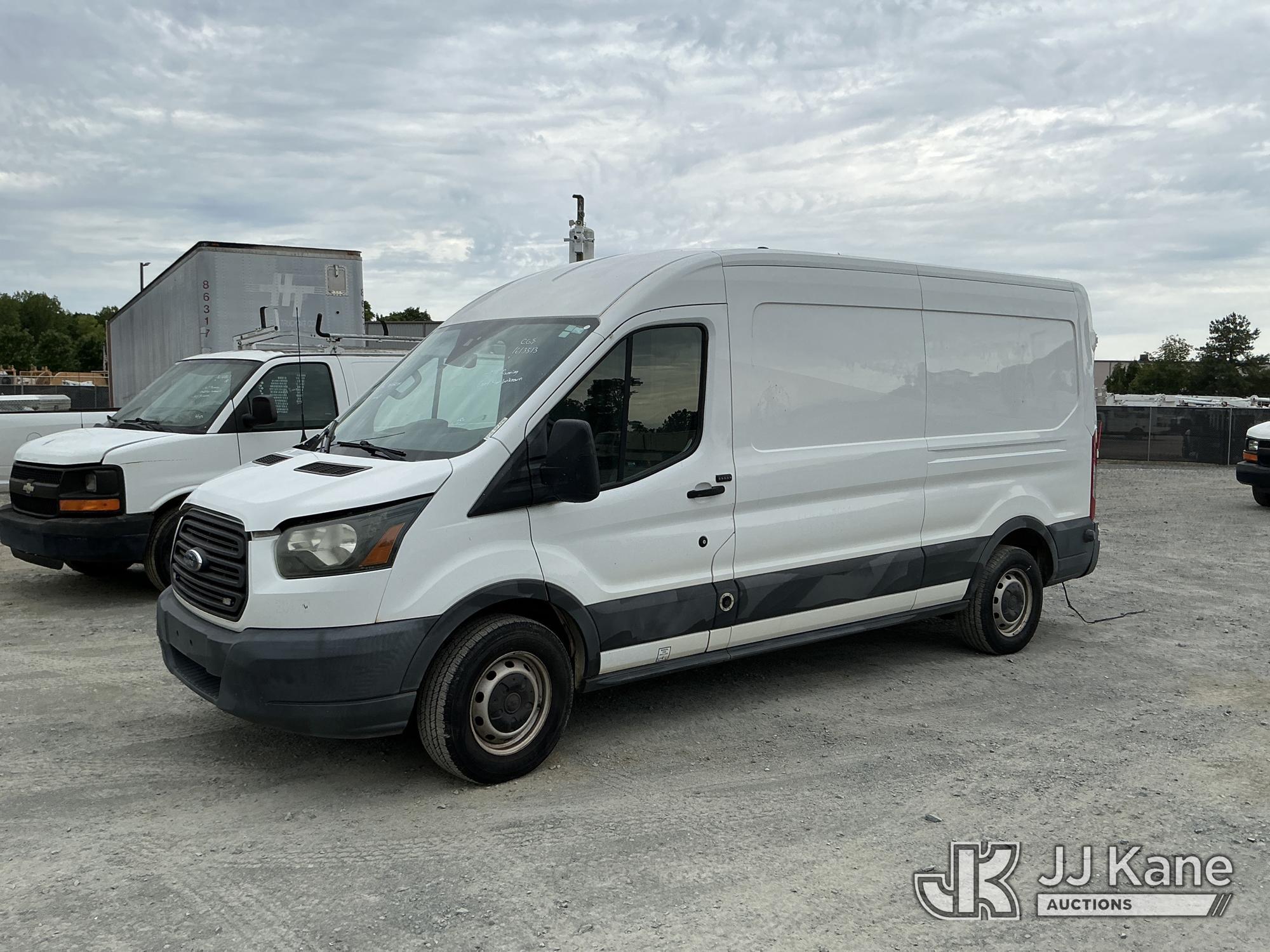 Photo of a 2016 Ford Transit 250