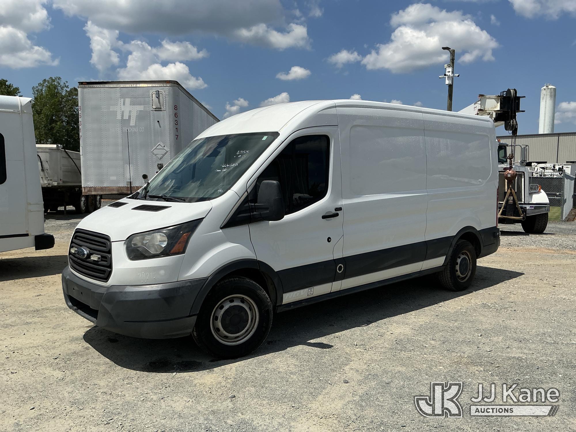Photo of a 2017 Ford Transit