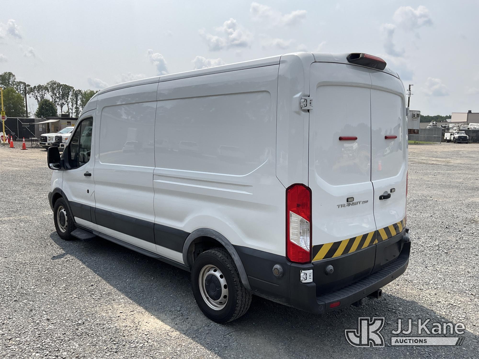 2019 Ford Transit-250