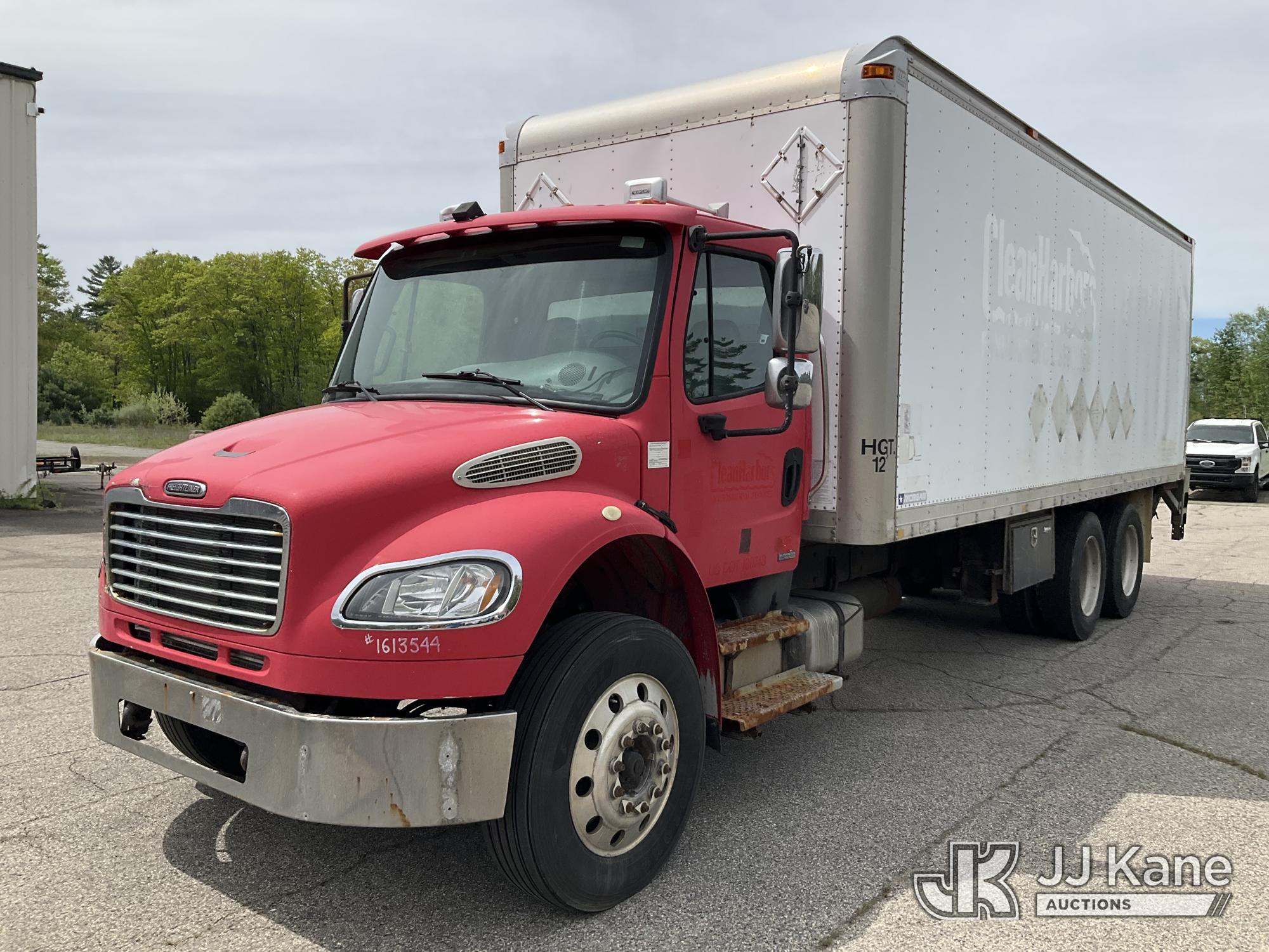 Photo of a 2007 Freightliner M2 106 Medium Duty