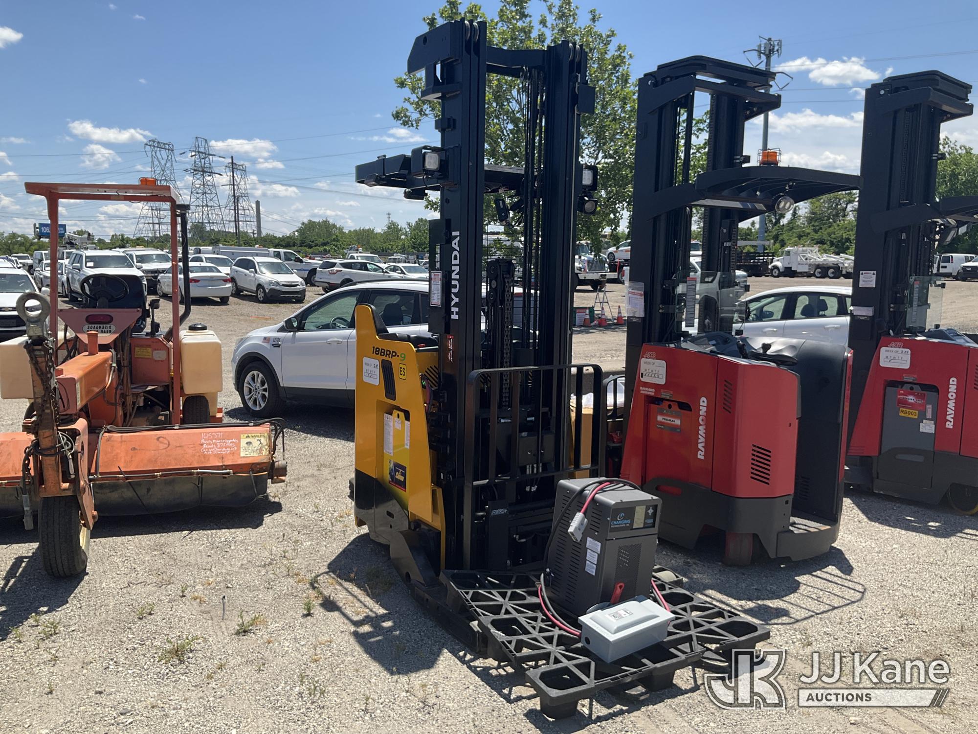 Photo of a 2025 Hyundai 18BRP-9