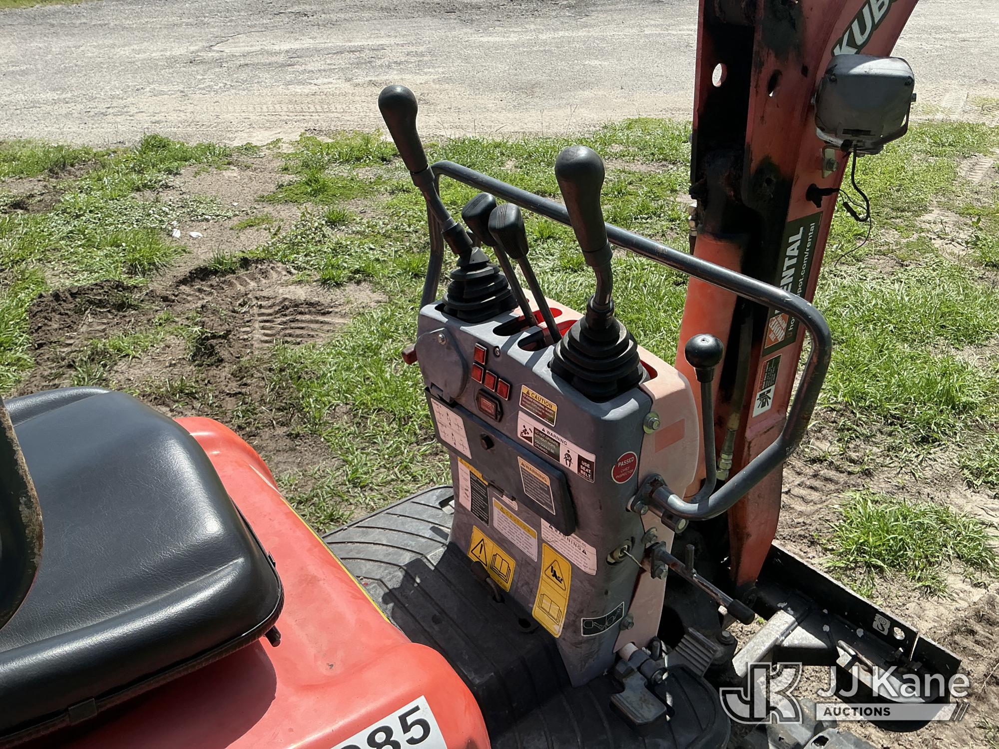 2019 Kubota K008-3