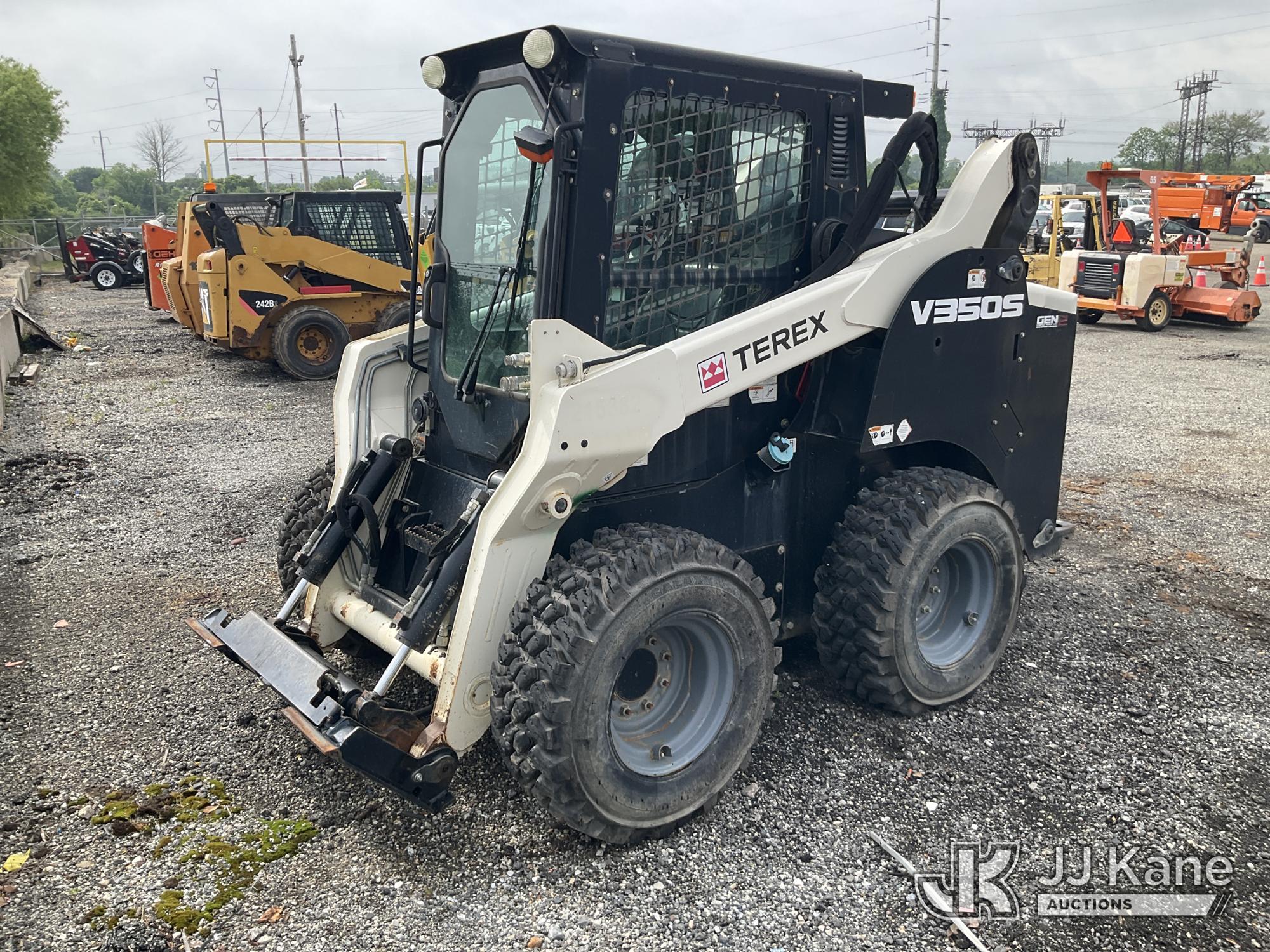 Photo of a 2015 Terex V350S