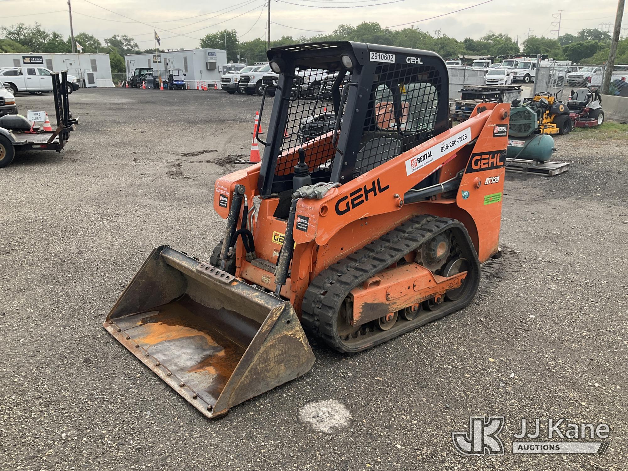 Photo of a 2020 Gehl RT135