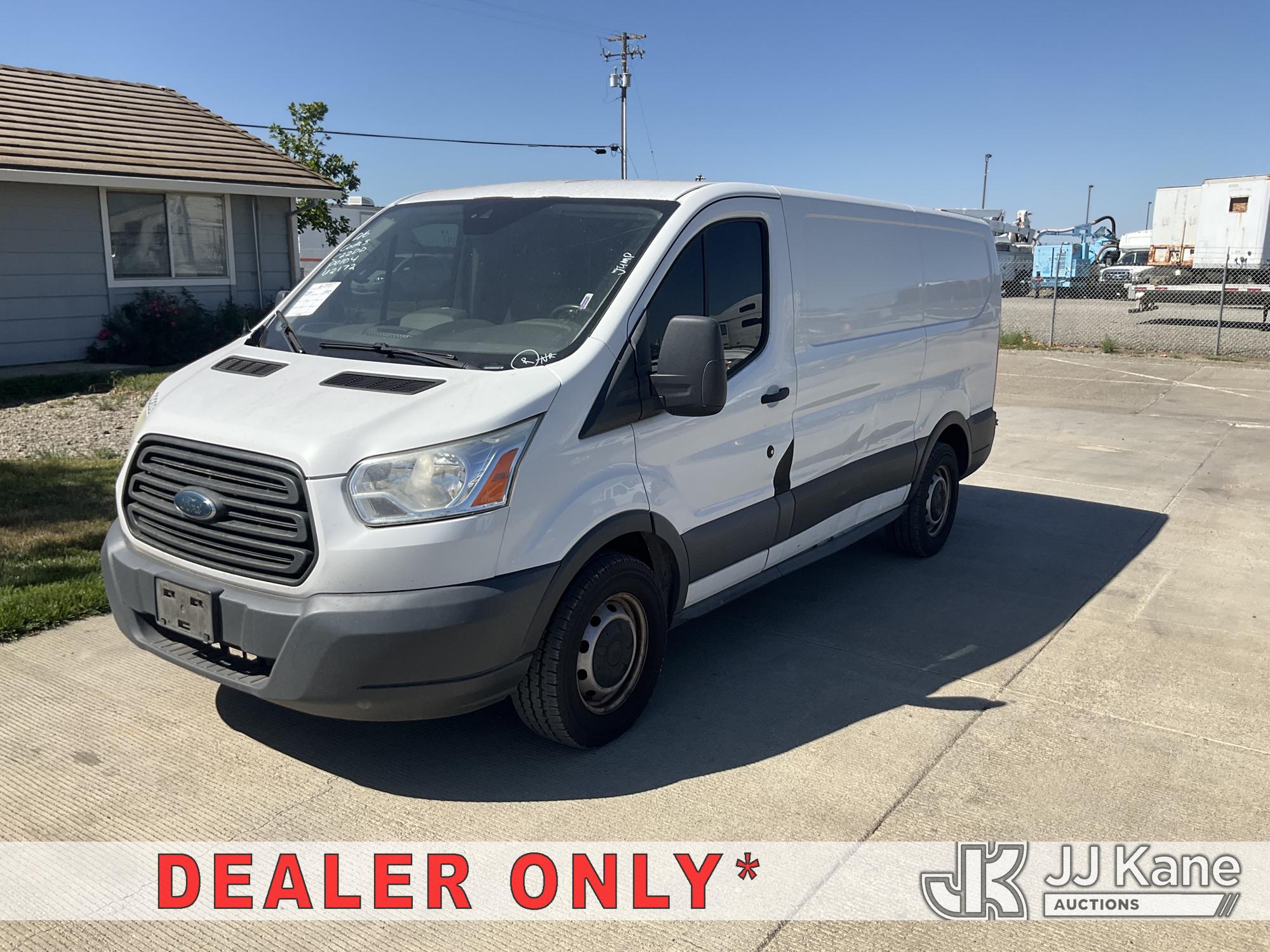 Photo of a 2015 Ford Transit