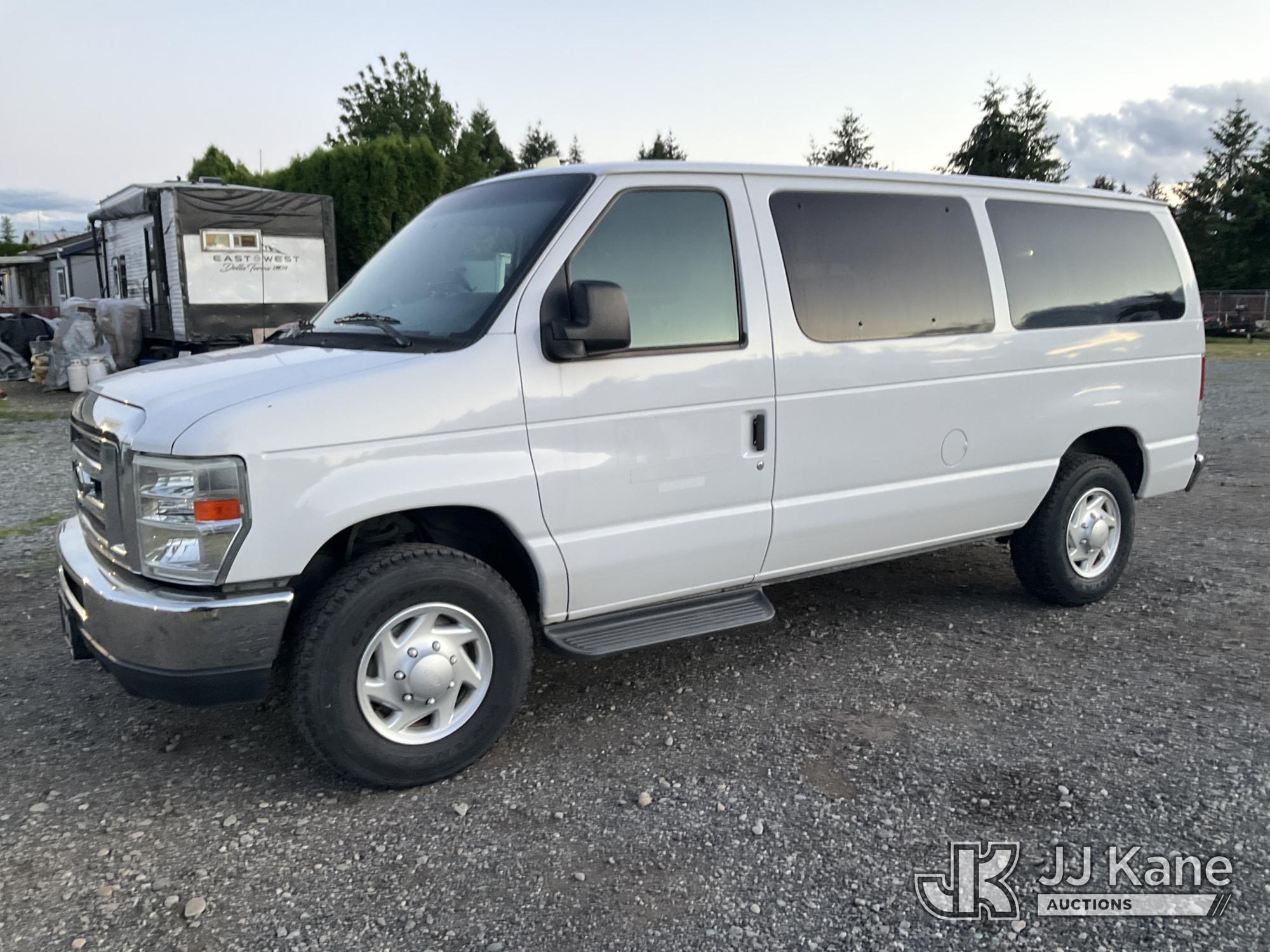 Photo of a 2011 Ford E350
