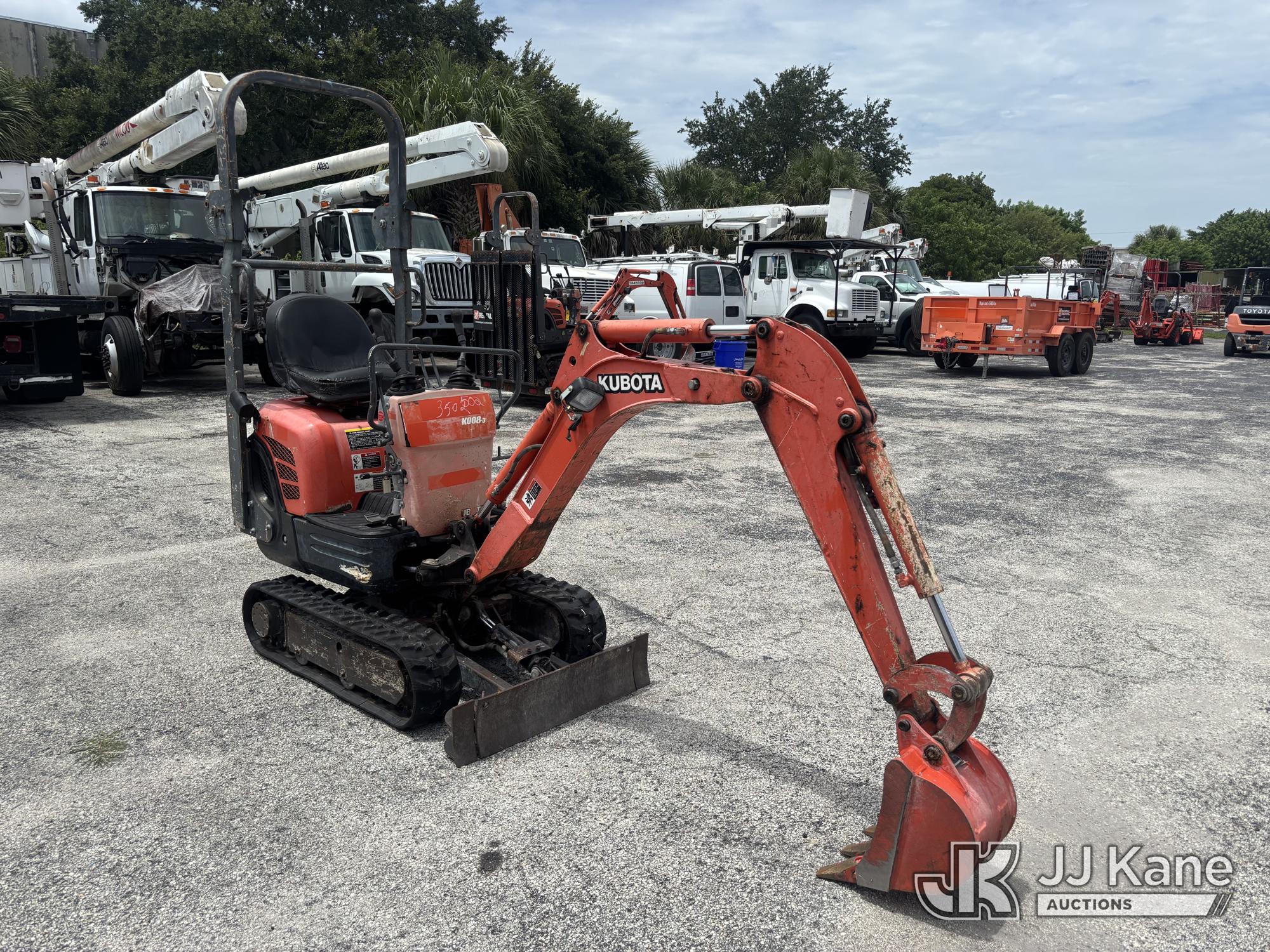 2019 Kubota K008-3