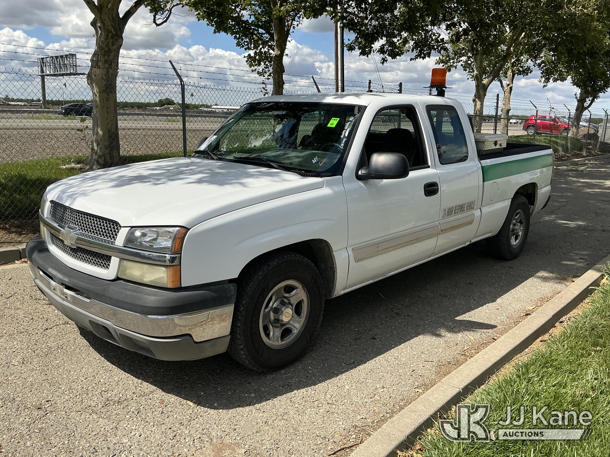 Photo of a 2004 Chevrolet Silverado 1500
