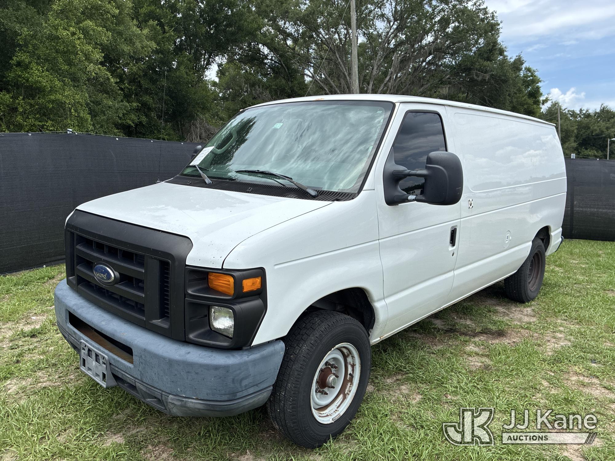 Photo of a 2012 Ford E150