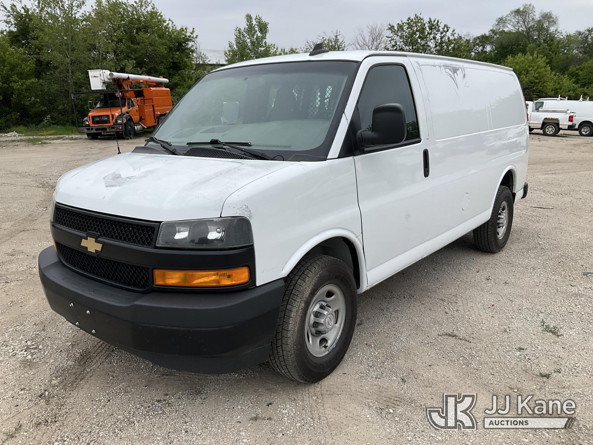 Photo of a 2021 Chevrolet Express G2500