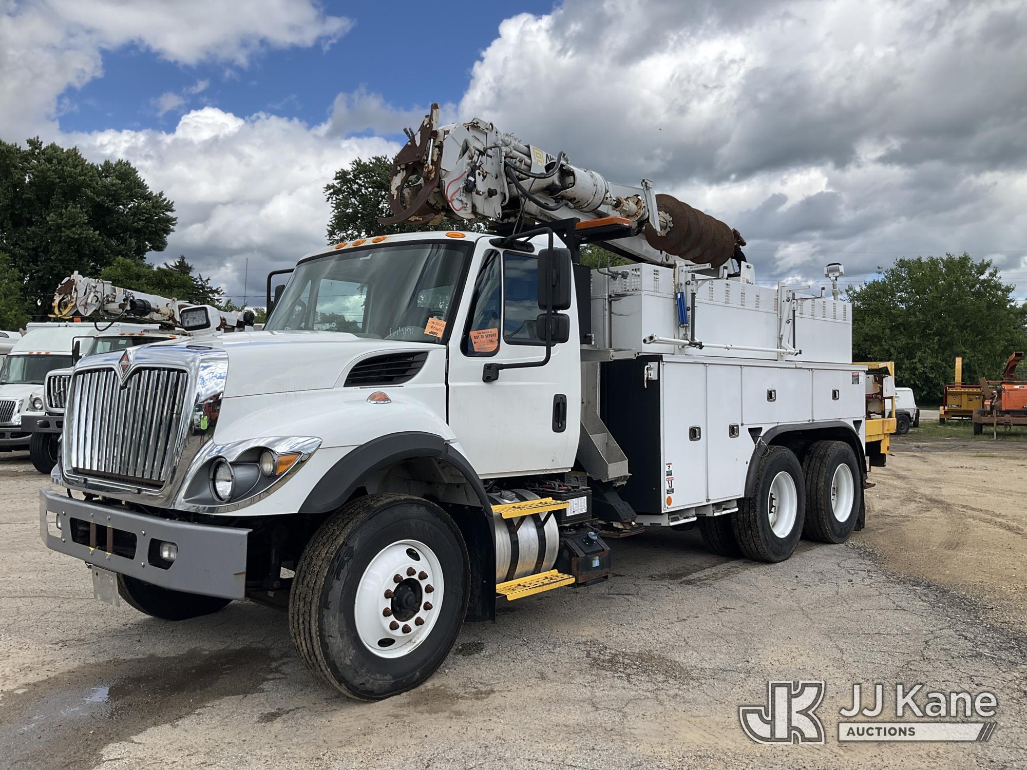 Photo of a 2016 International WorkStar 7400