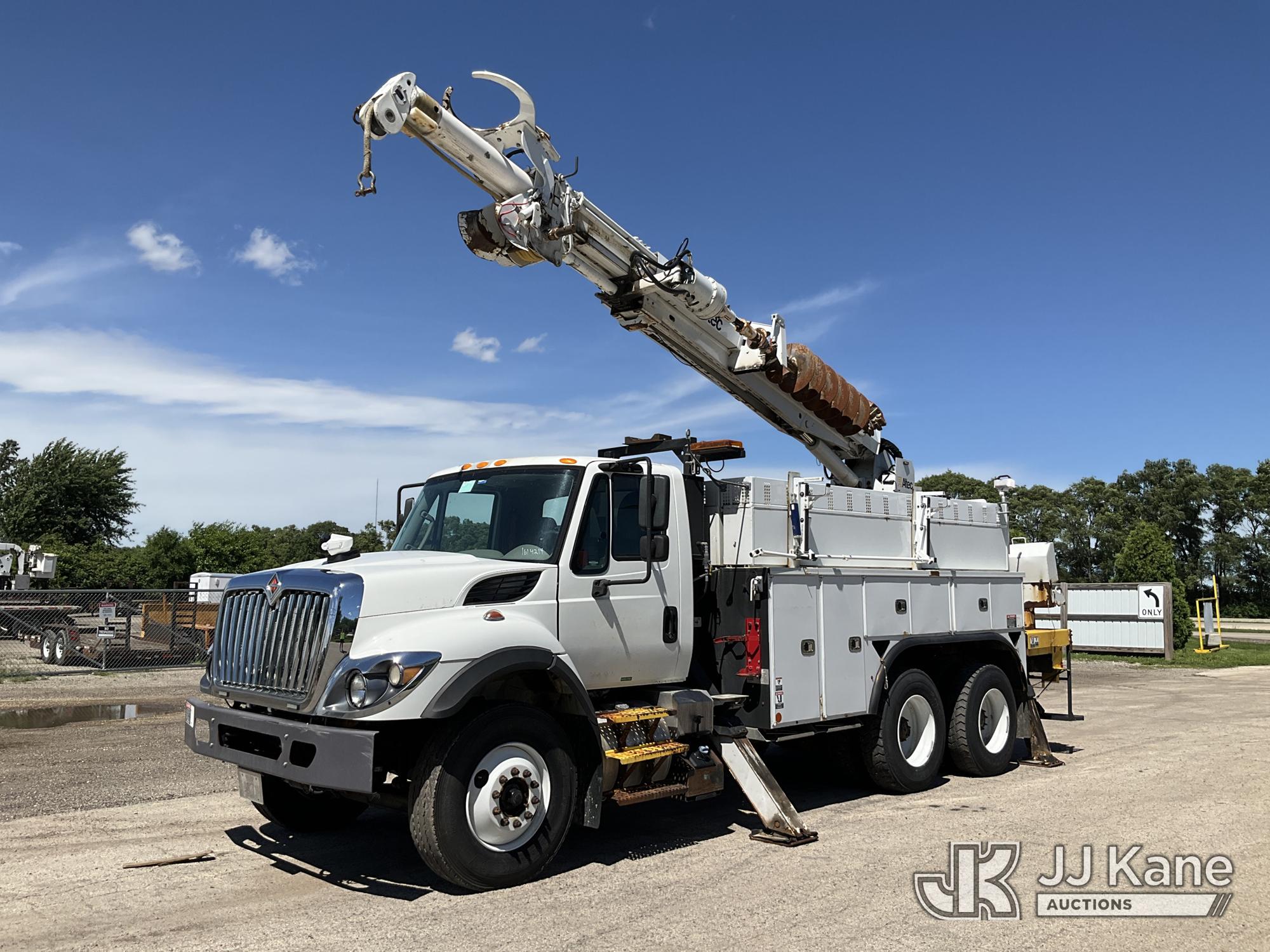 Photo of a 2018 International 7400