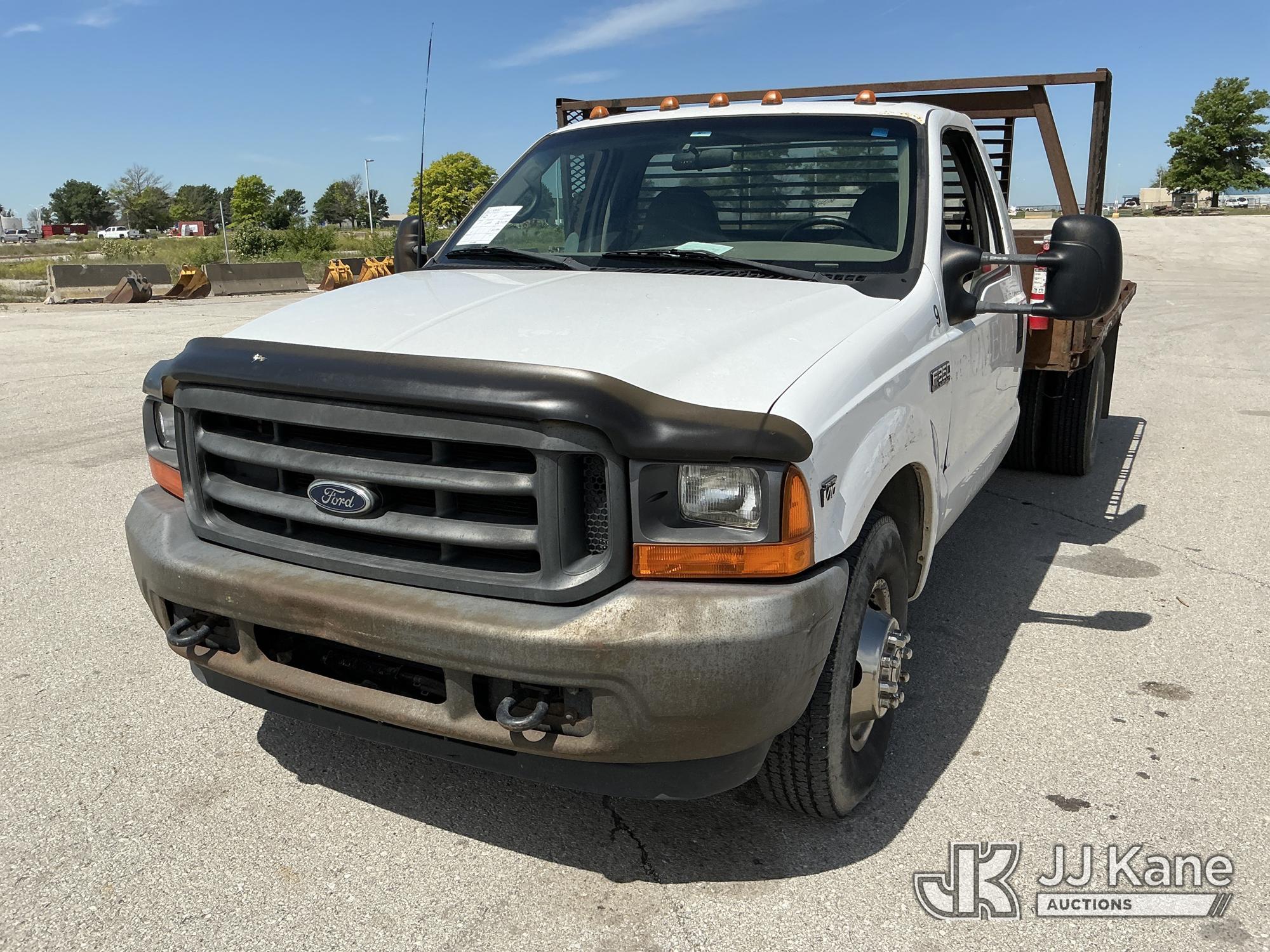 Photo of a 2001 Ford F-350 SD
