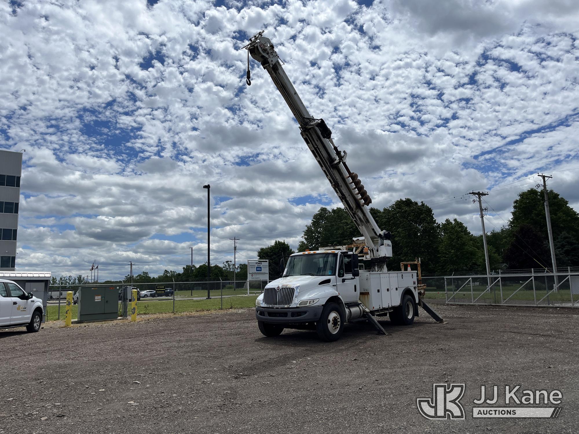 Photo of a 2013 International 4300