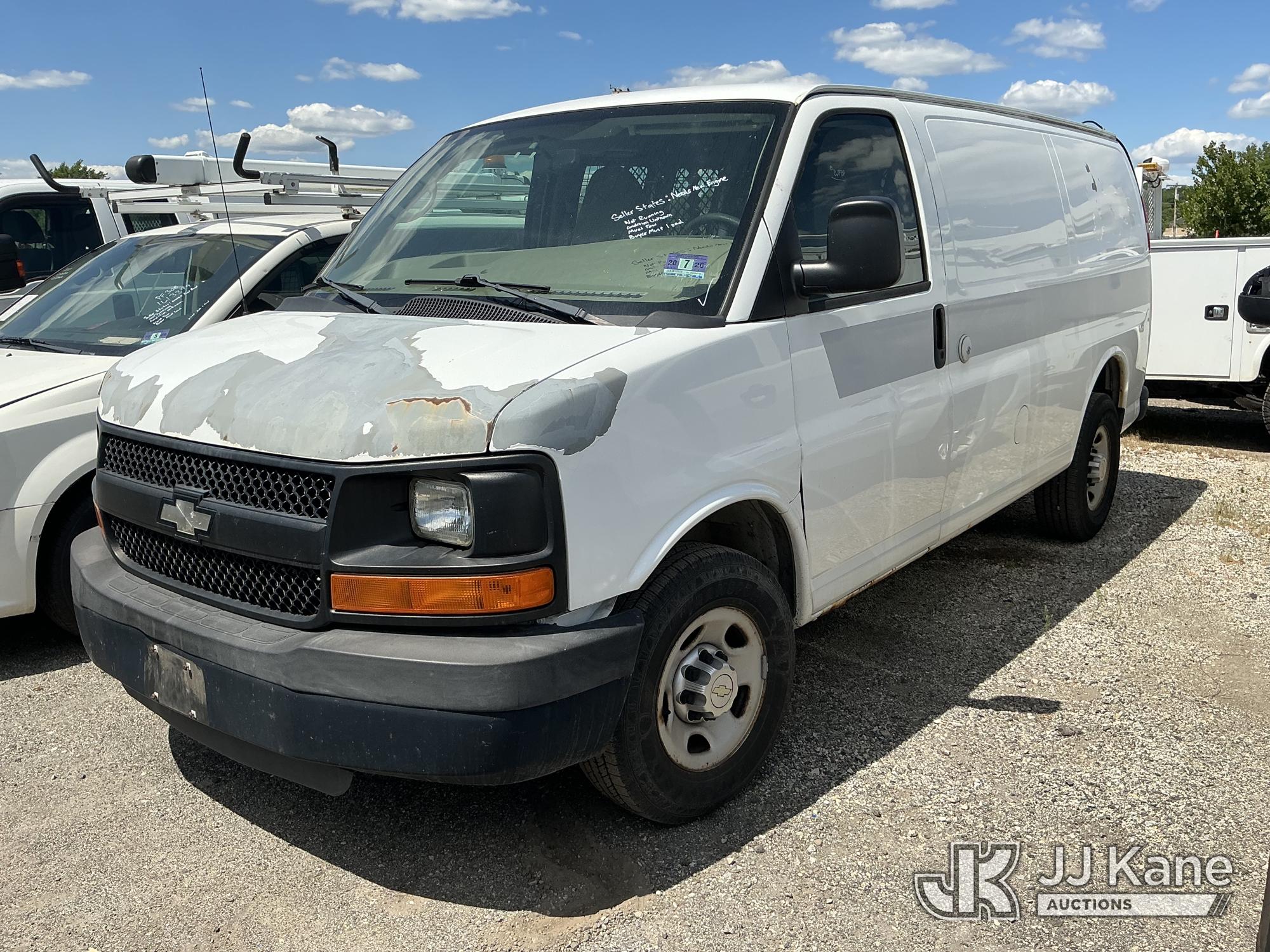 Photo of a 2011 Chevrolet G2500