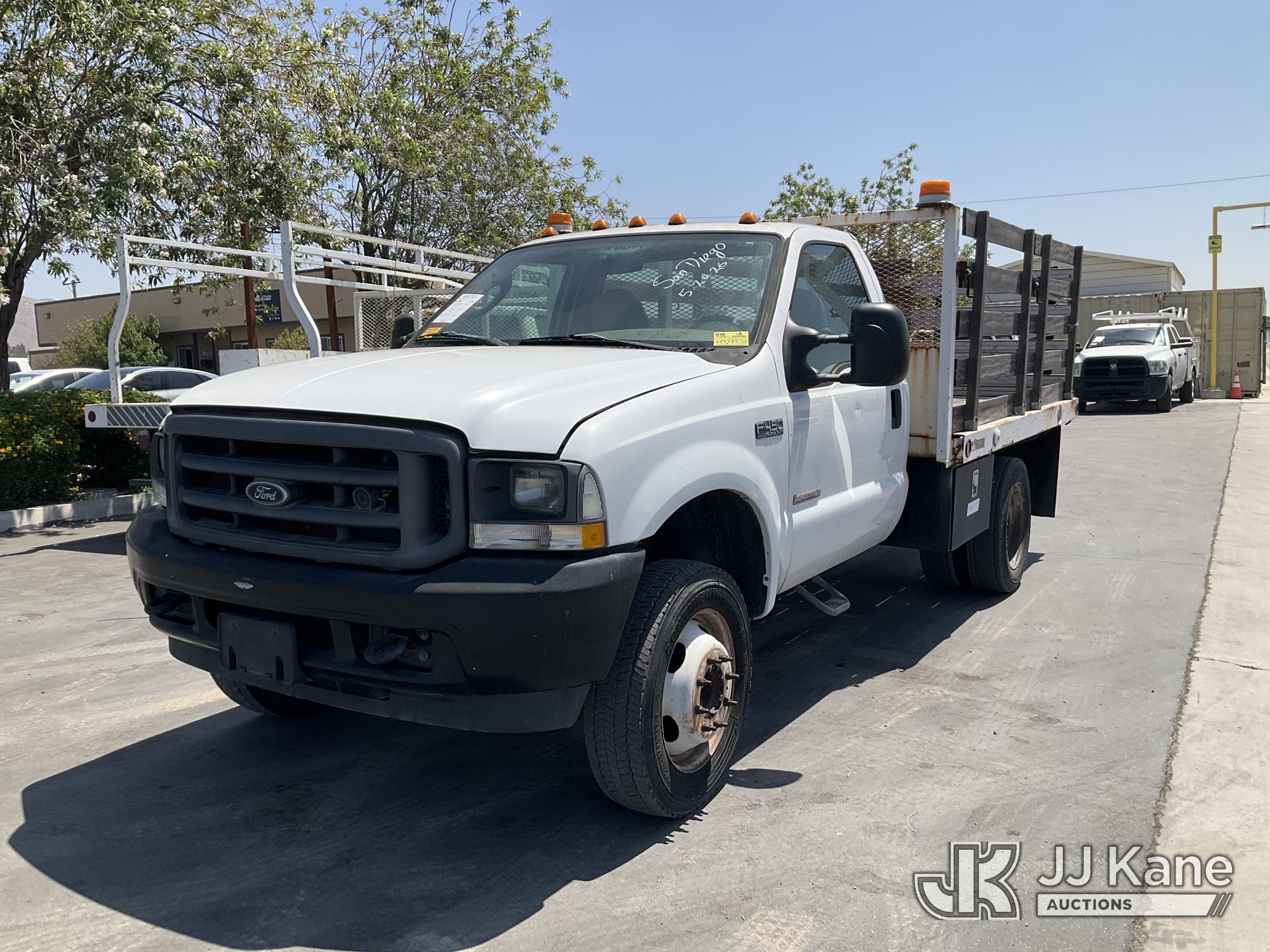 Photo of a 2004 Ford F-450 SD