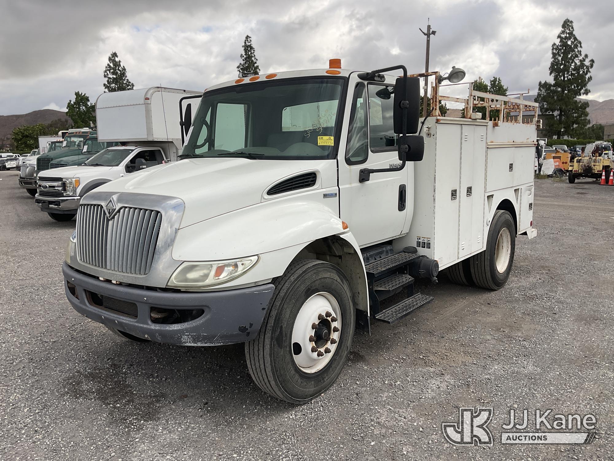 Photo of a 2008 International 4300