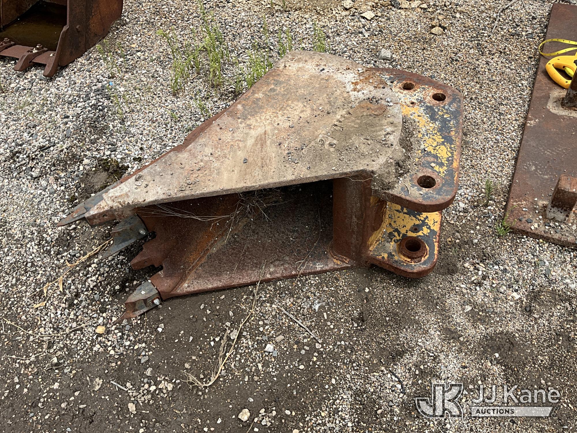 17in Excavation Bucket NOTE: This unit is being sold AS IS/WHERE IS via Timed Auction and is located in Dallas