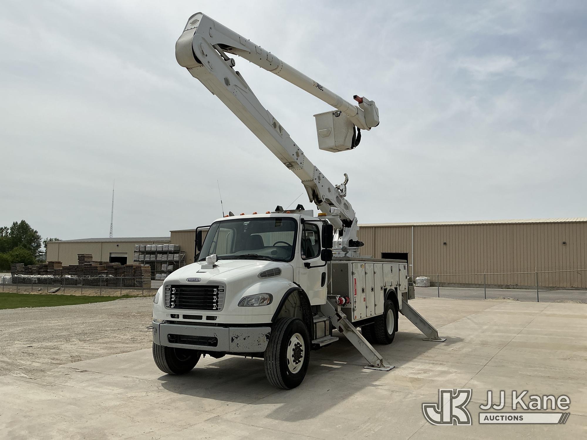 Photo of a 2016 Freightliner M2 106