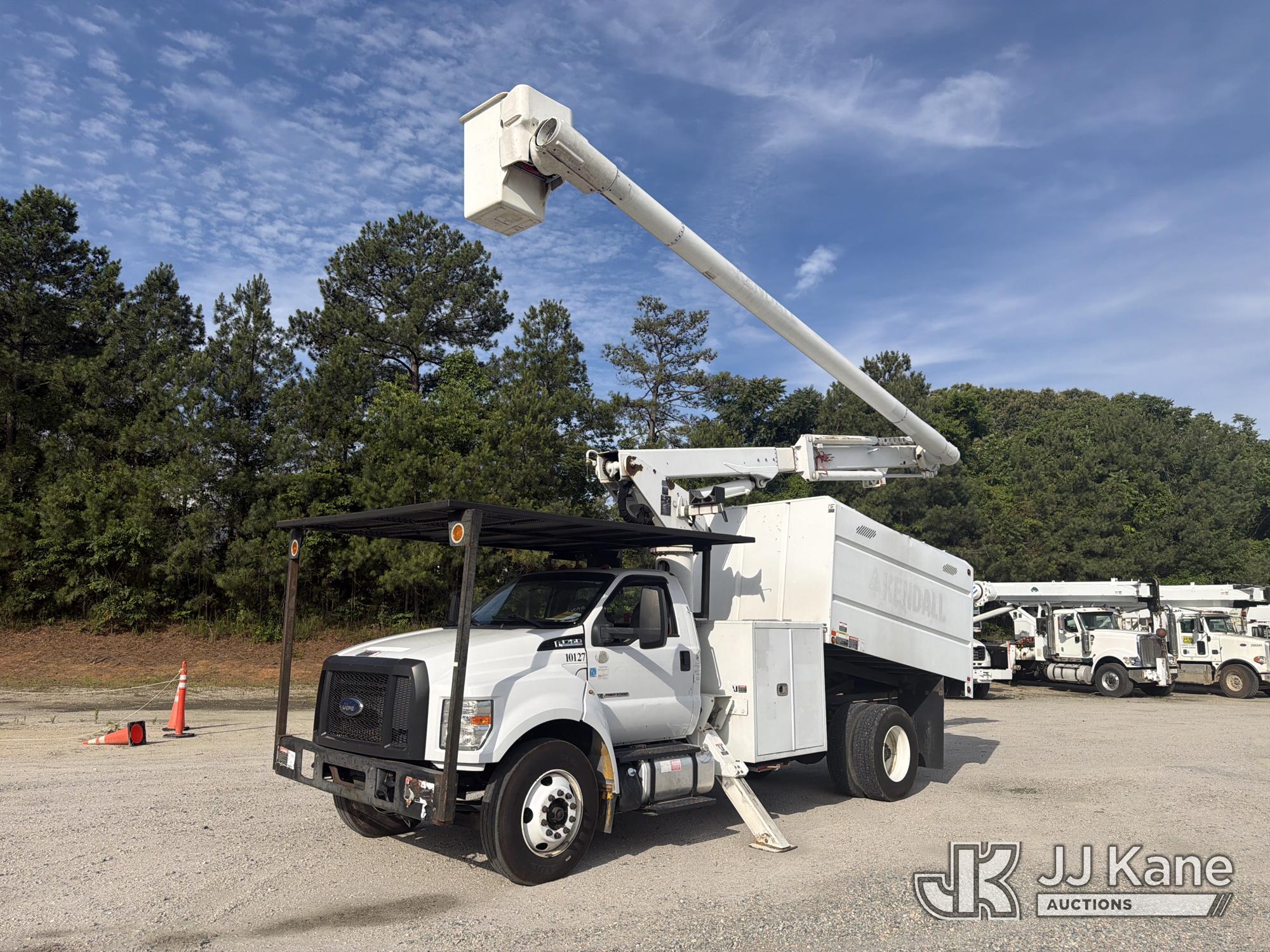Photo of a 2017 Ford F750