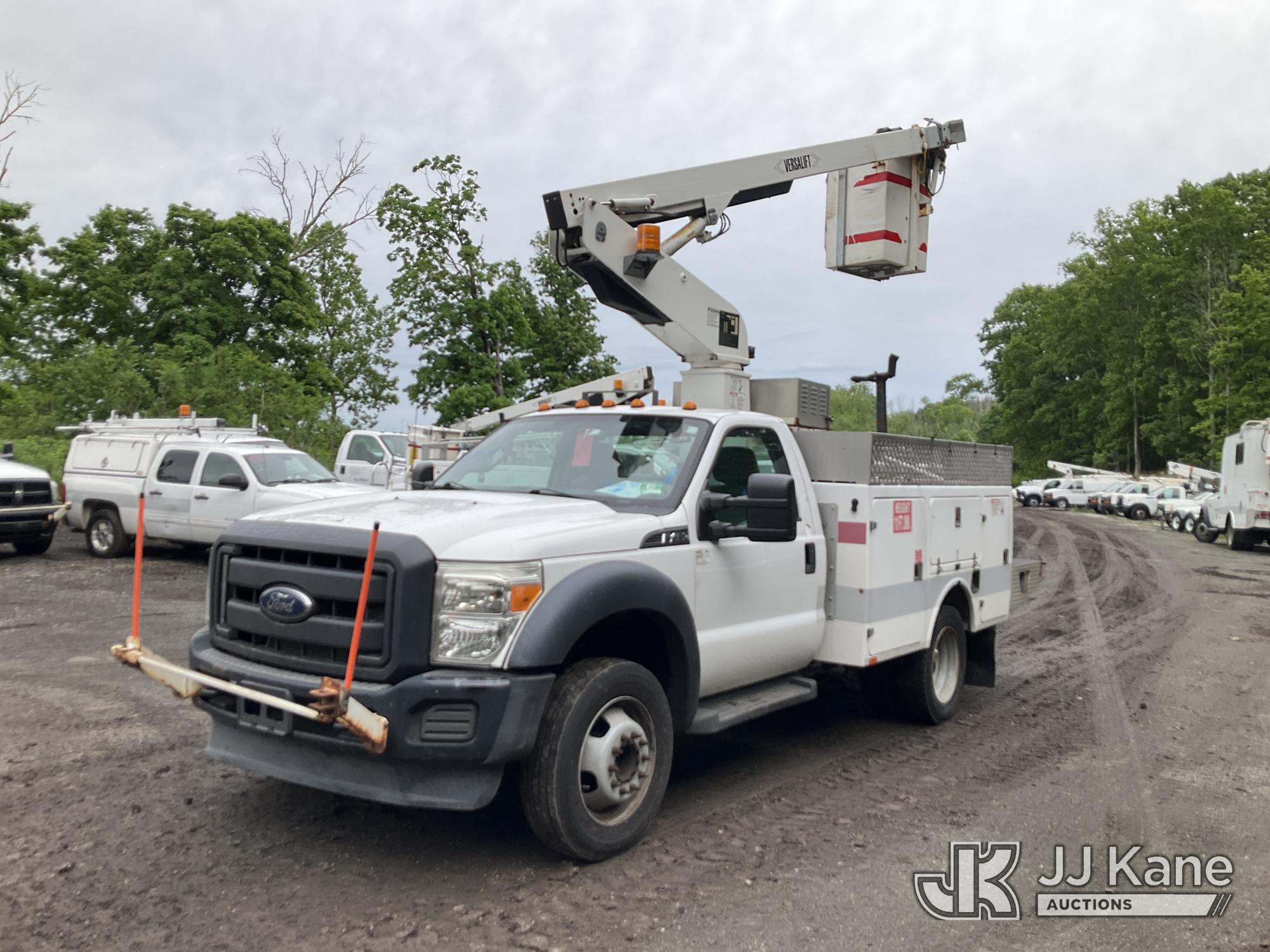 Photo of a 2013 Ford F450 2WD