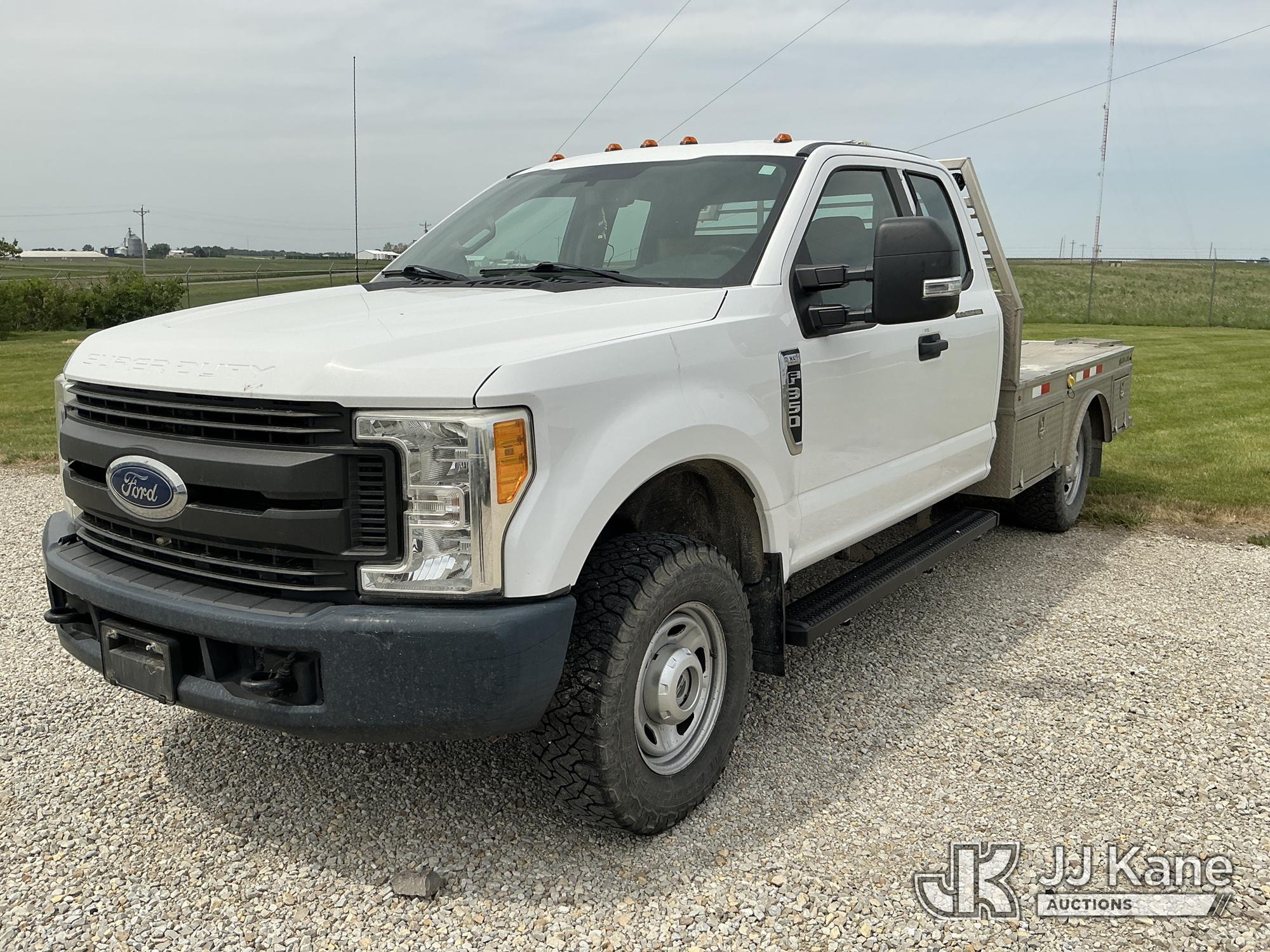 Photo of a 2017 Ford F350 4x4