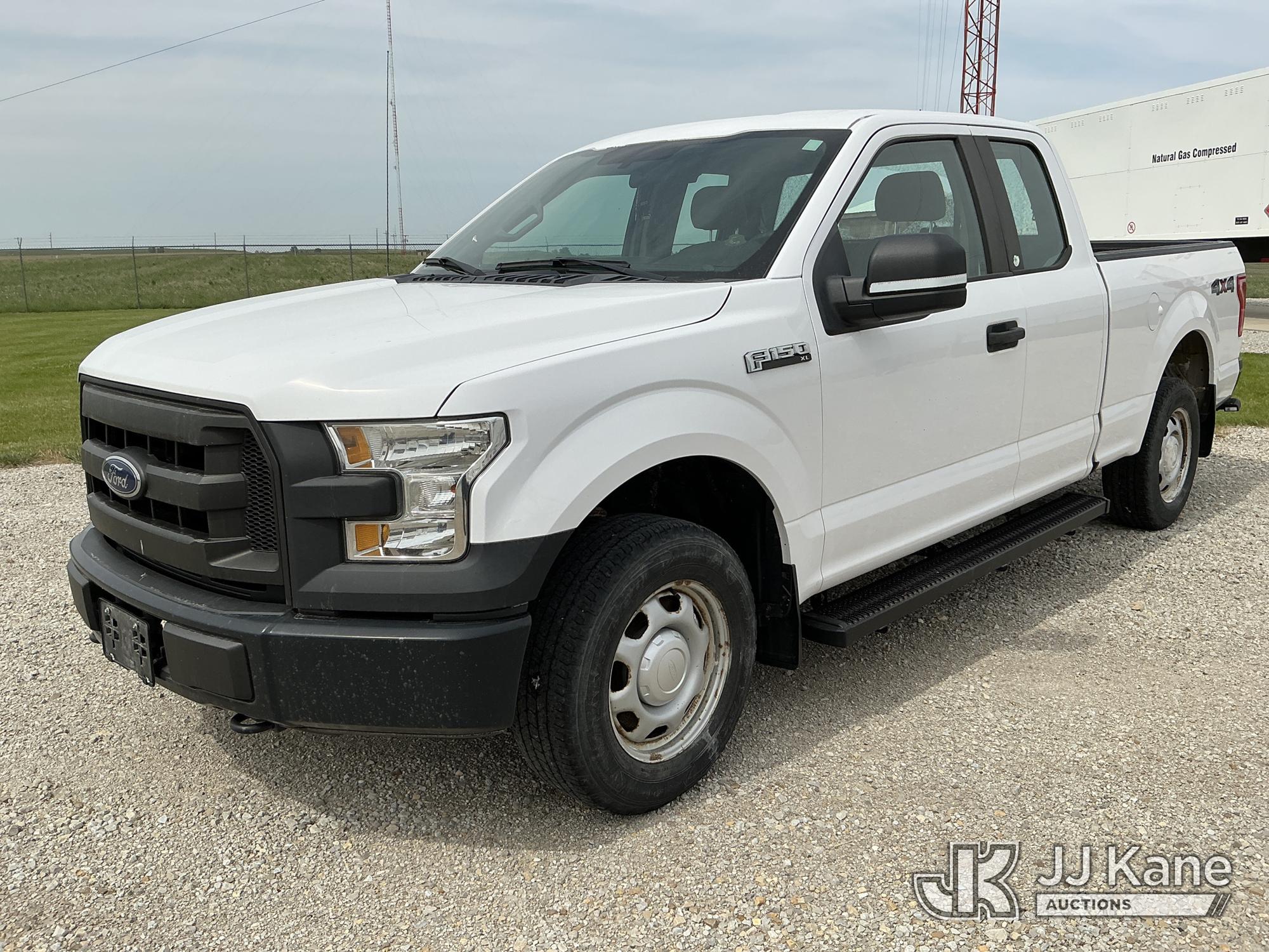 Photo of a 2015 Ford F150 4x4