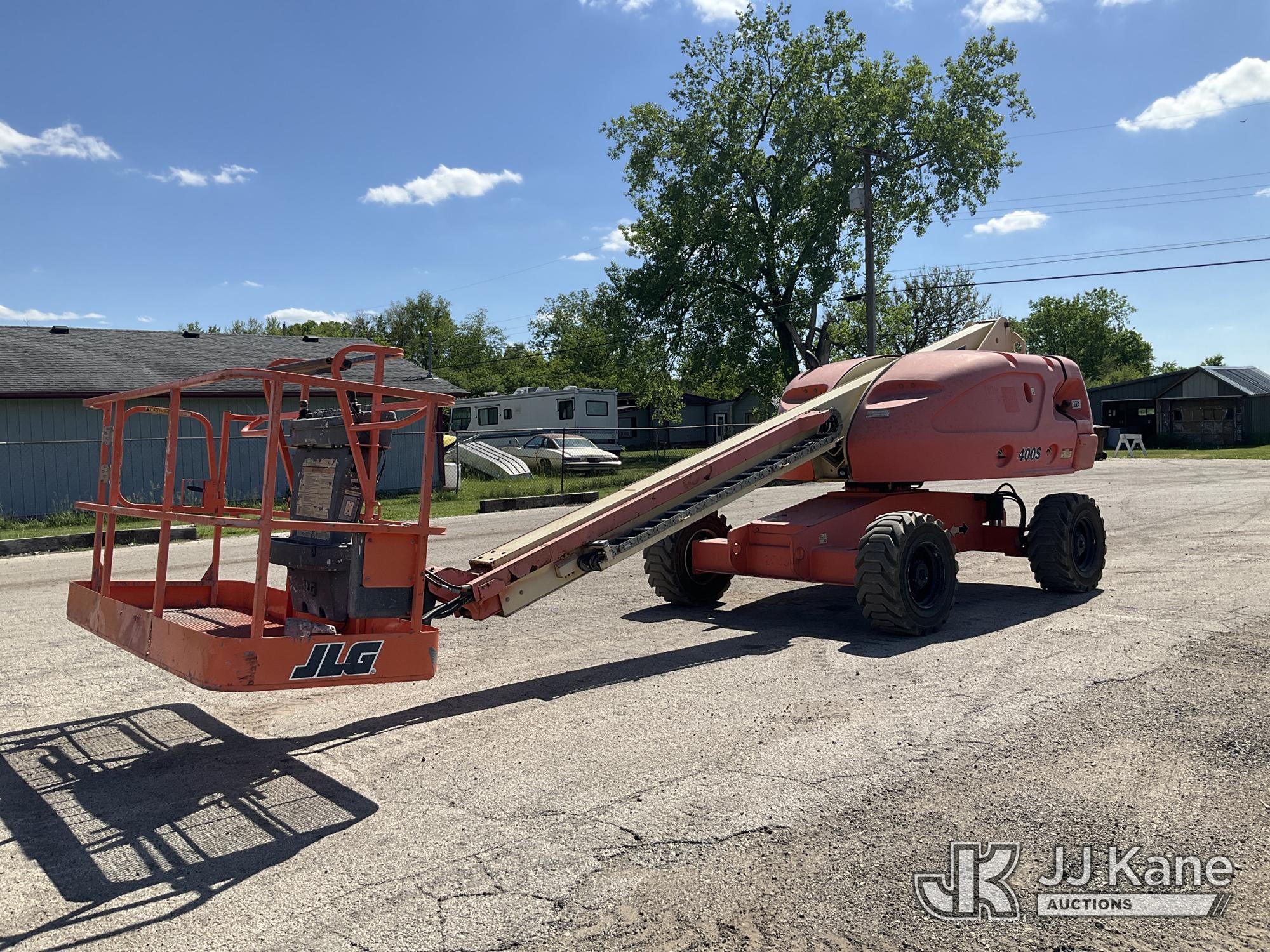 Photo of a 2009 JLG 400S