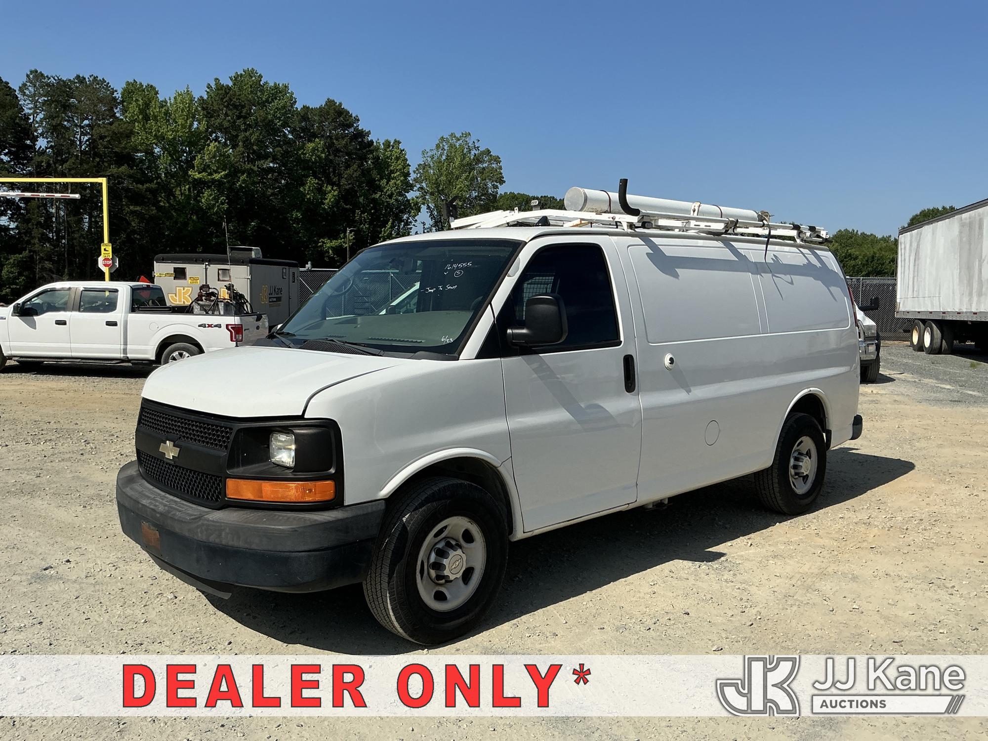 Photo of a 2013 Chevrolet Express G2500